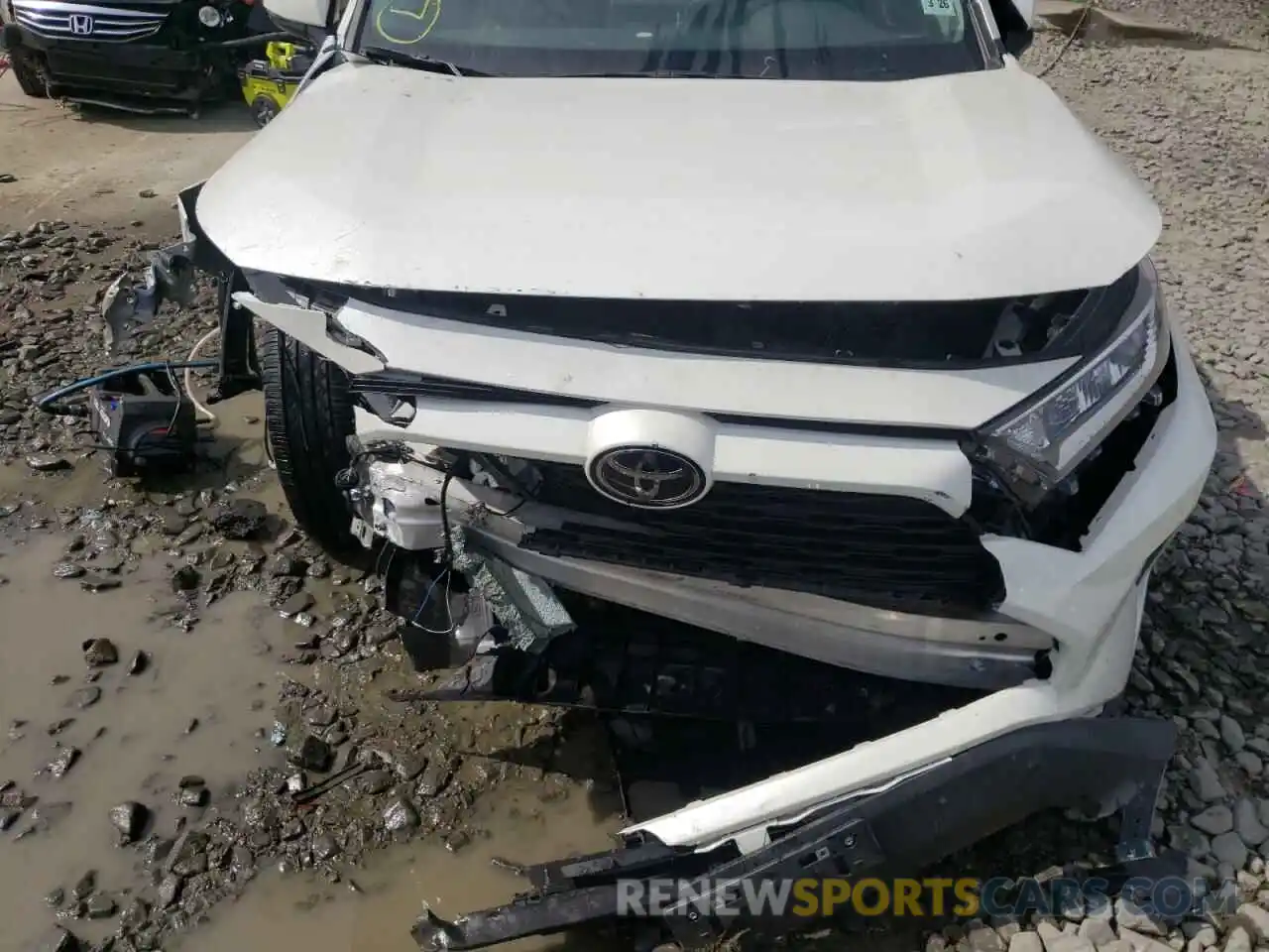 7 Photograph of a damaged car 2T3A1RFV4MW182845 TOYOTA RAV4 2021