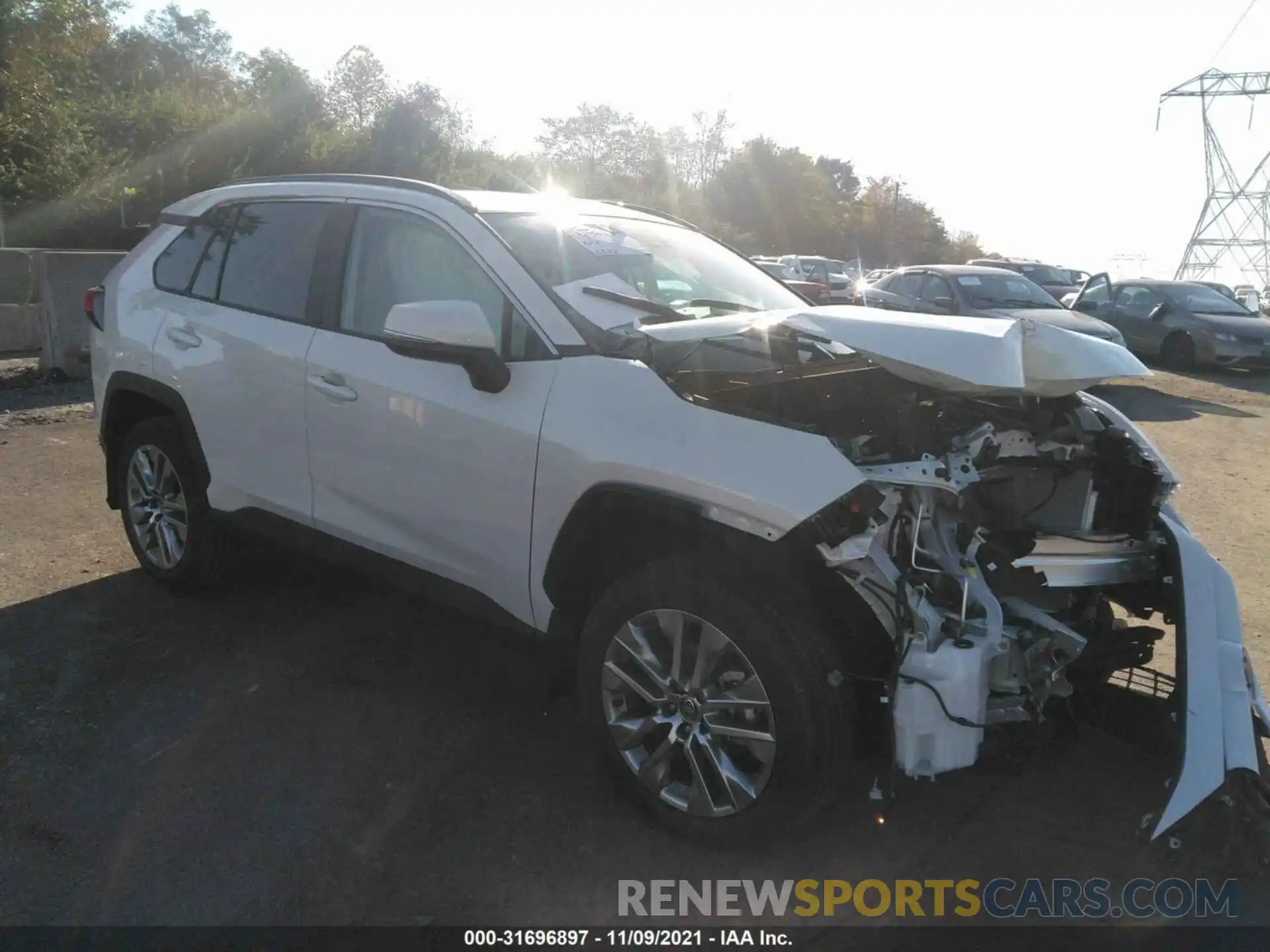 1 Photograph of a damaged car 2T3A1RFV4MW207047 TOYOTA RAV4 2021