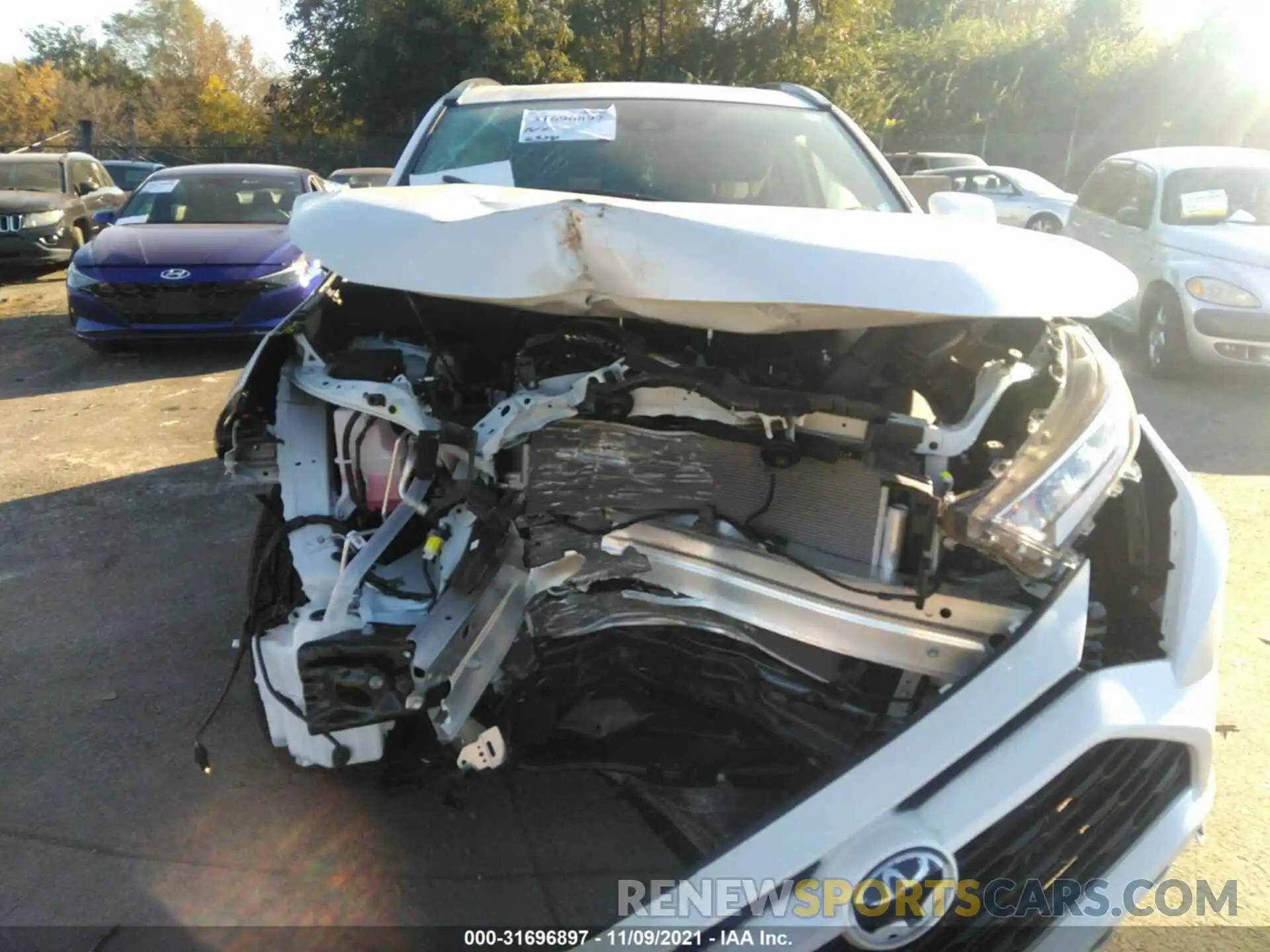 6 Photograph of a damaged car 2T3A1RFV4MW207047 TOYOTA RAV4 2021