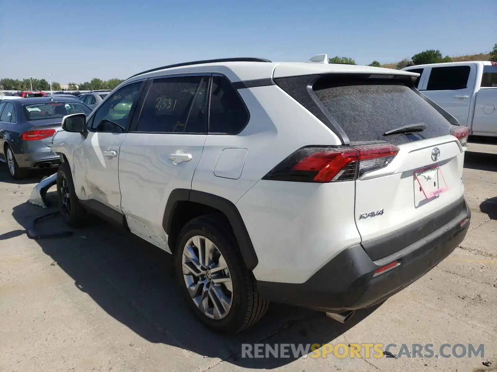 3 Photograph of a damaged car 2T3A1RFV4MW208893 TOYOTA RAV4 2021