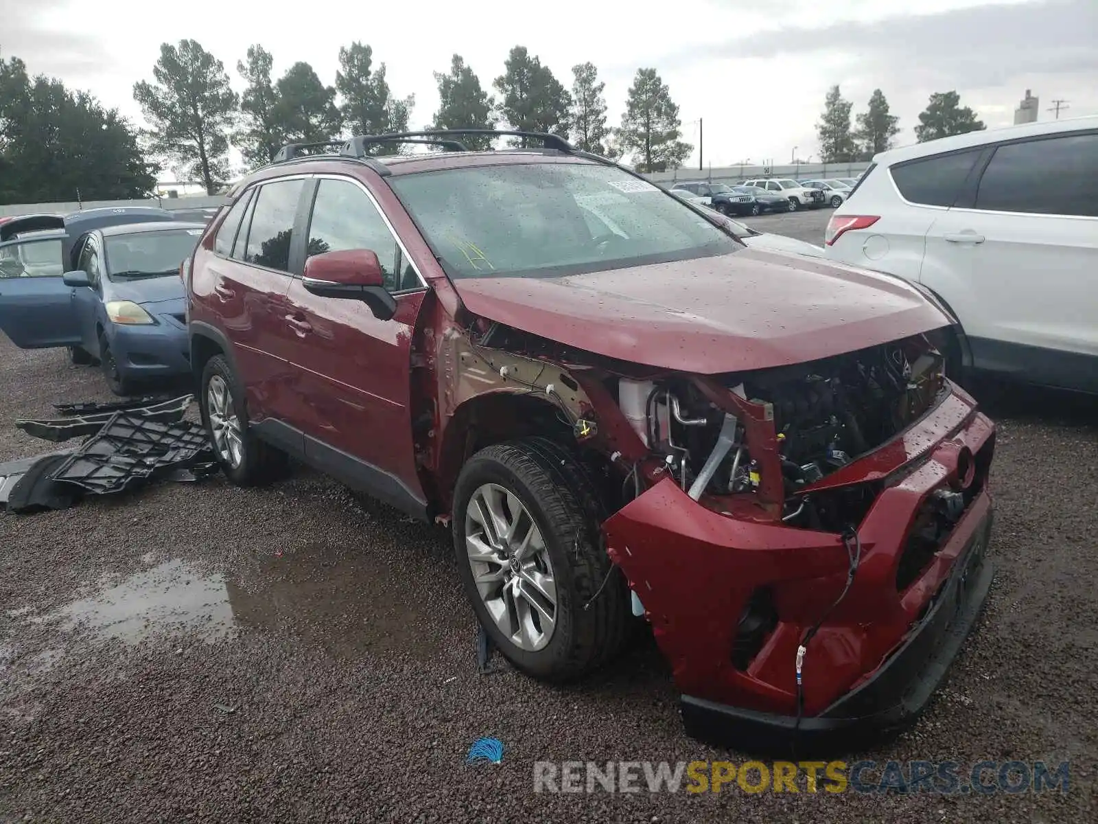 1 Photograph of a damaged car 2T3A1RFV4MW214533 TOYOTA RAV4 2021