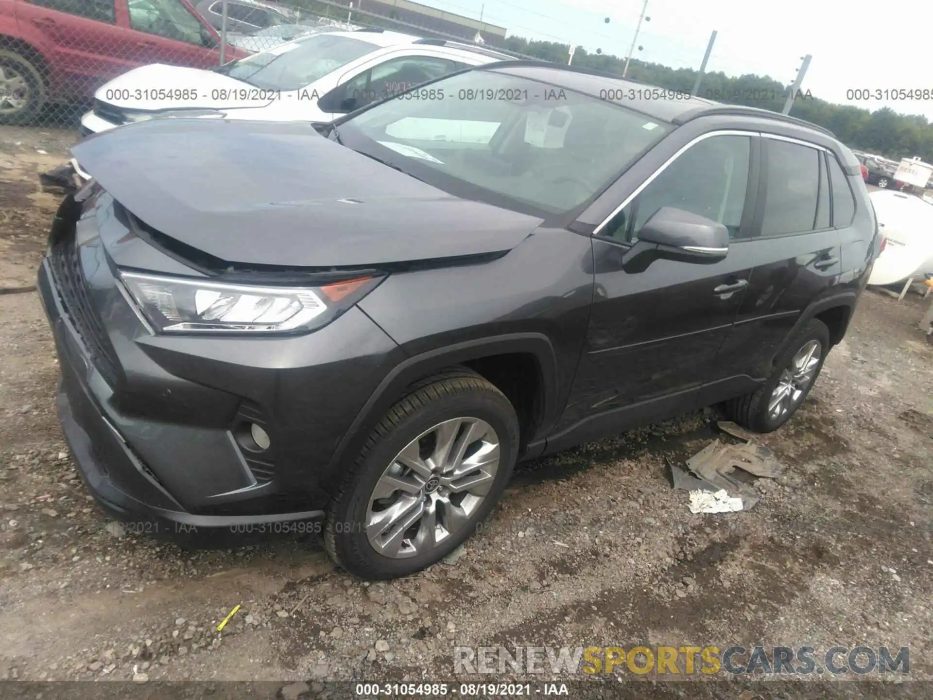 2 Photograph of a damaged car 2T3A1RFV5MC200402 TOYOTA RAV4 2021