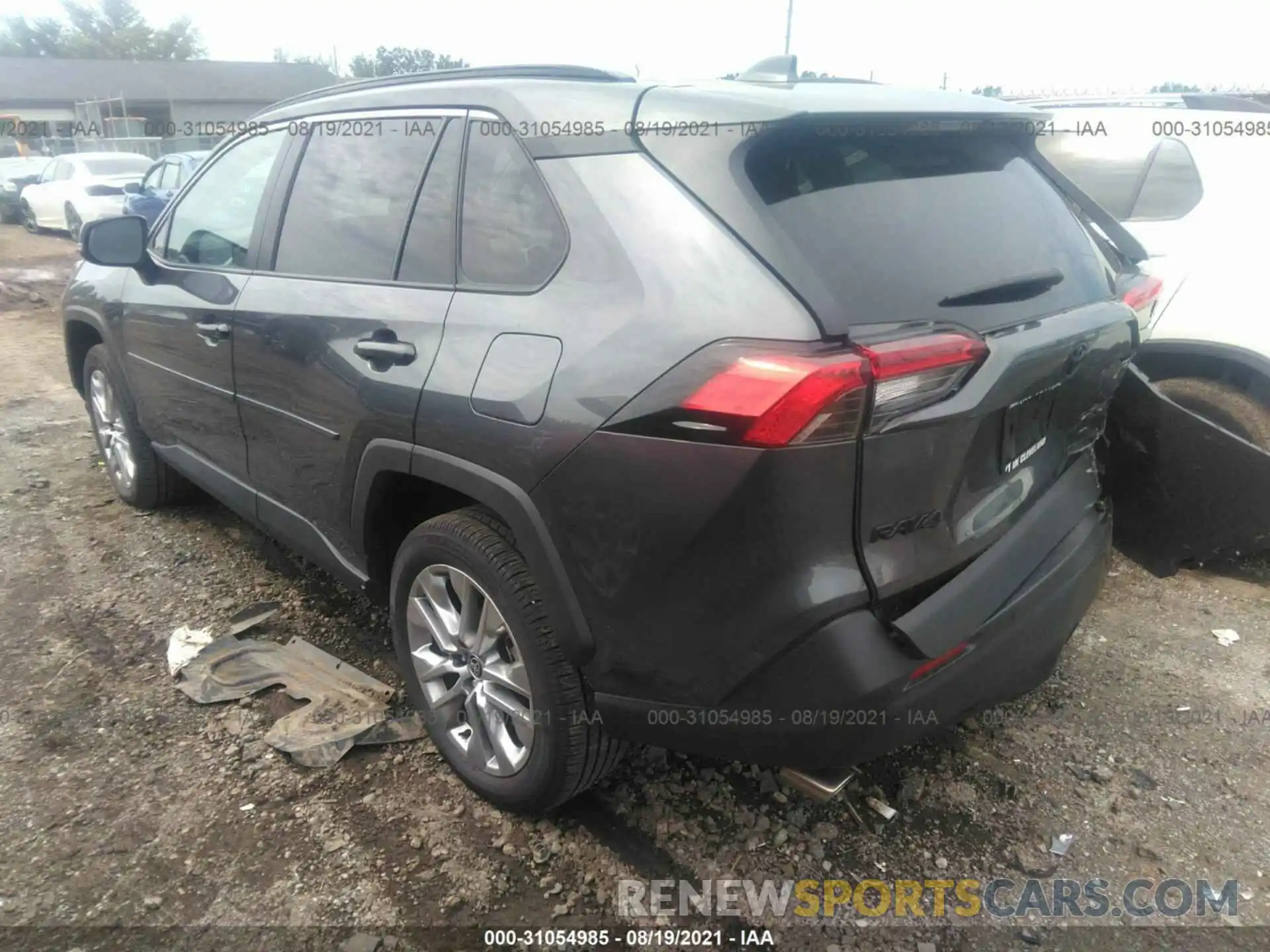 3 Photograph of a damaged car 2T3A1RFV5MC200402 TOYOTA RAV4 2021