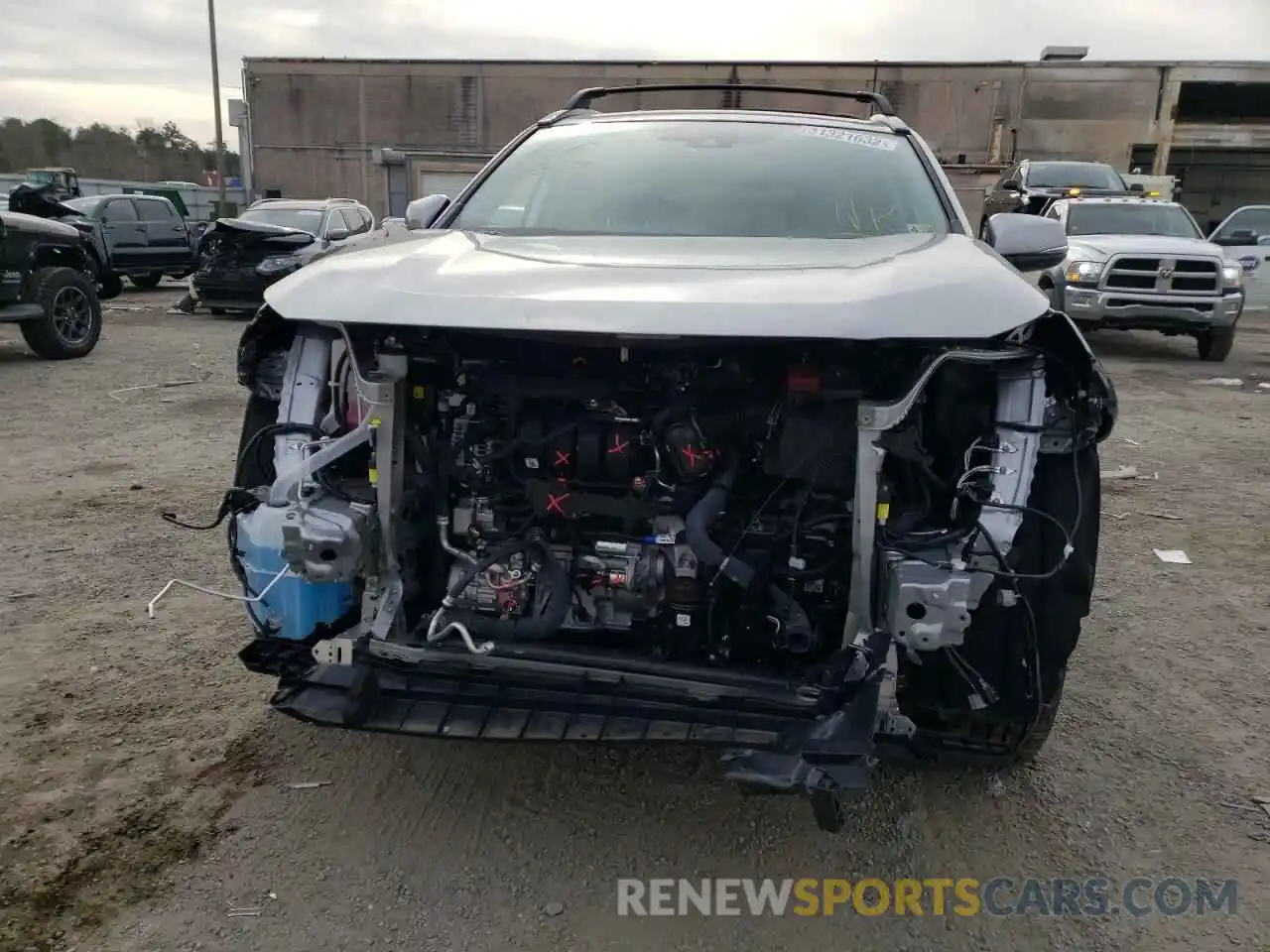 9 Photograph of a damaged car 2T3A1RFV5MC205731 TOYOTA RAV4 2021