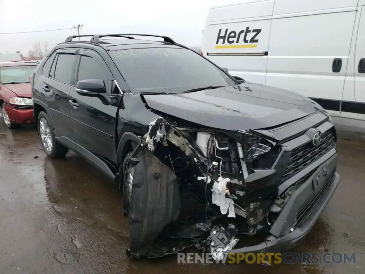 1 Photograph of a damaged car 2T3A1RFV5MC210668 TOYOTA RAV4 2021