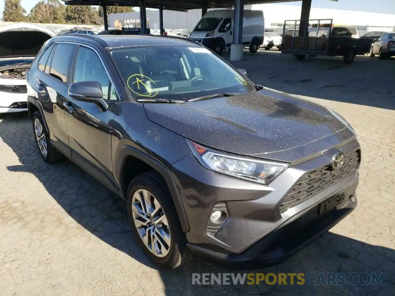 1 Photograph of a damaged car 2T3A1RFV5MC253939 TOYOTA RAV4 2021