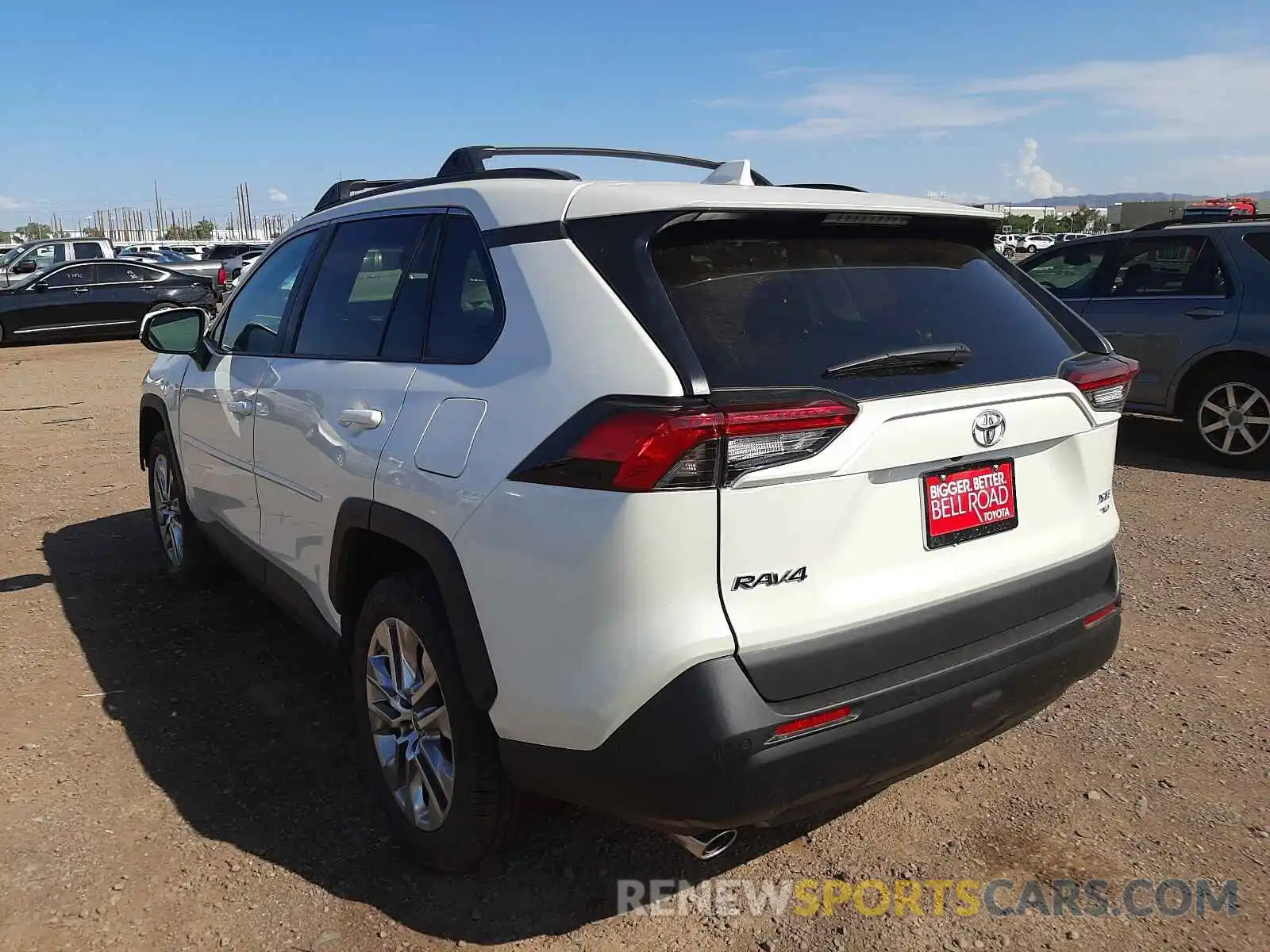 3 Photograph of a damaged car 2T3A1RFV5MW216954 TOYOTA RAV4 2021