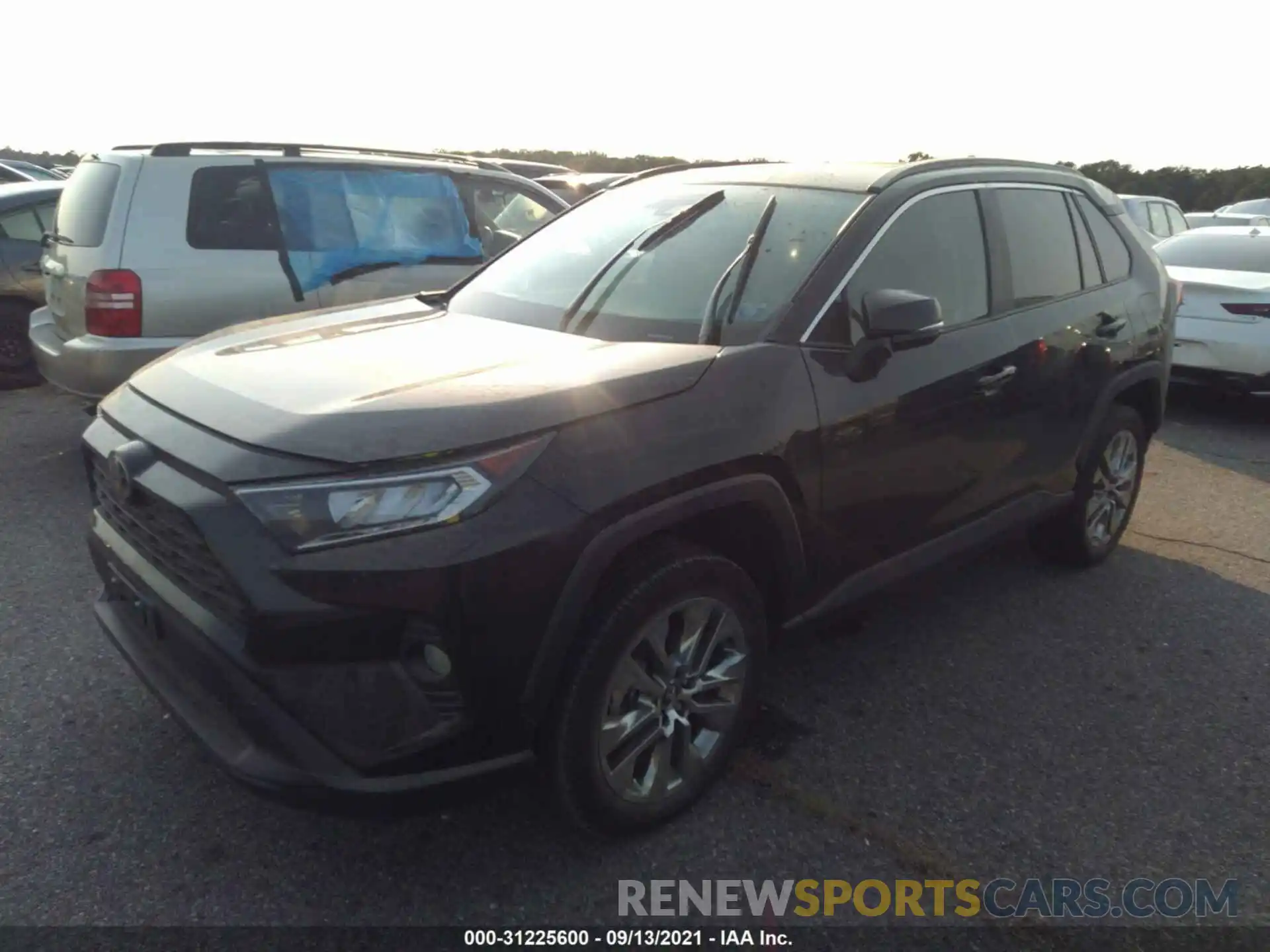 2 Фотография поврежденного автомобиля 2T3A1RFV6MC165448 TOYOTA RAV4 2021