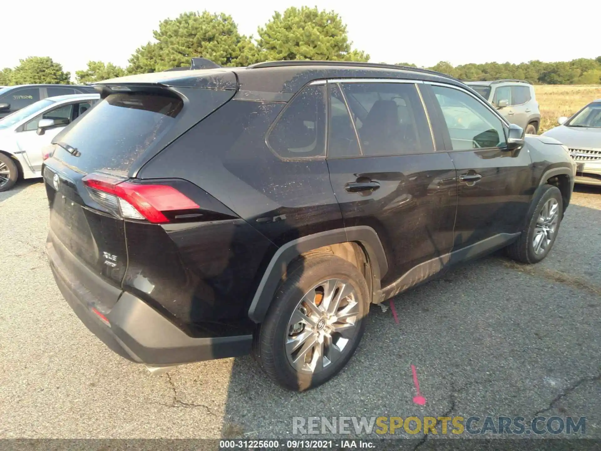 4 Photograph of a damaged car 2T3A1RFV6MC165448 TOYOTA RAV4 2021