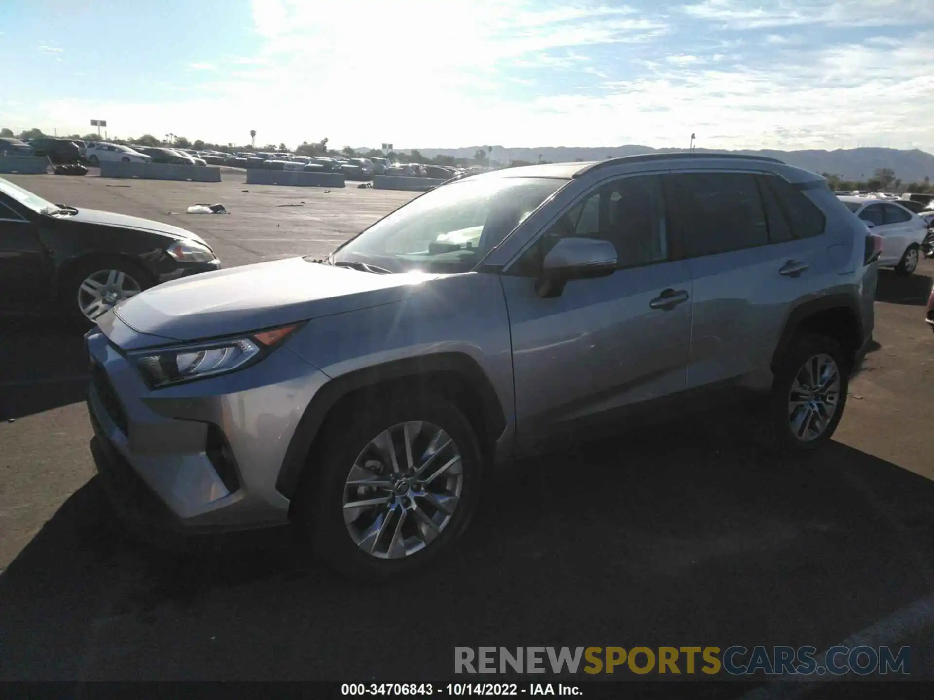 2 Photograph of a damaged car 2T3A1RFV6MC175994 TOYOTA RAV4 2021