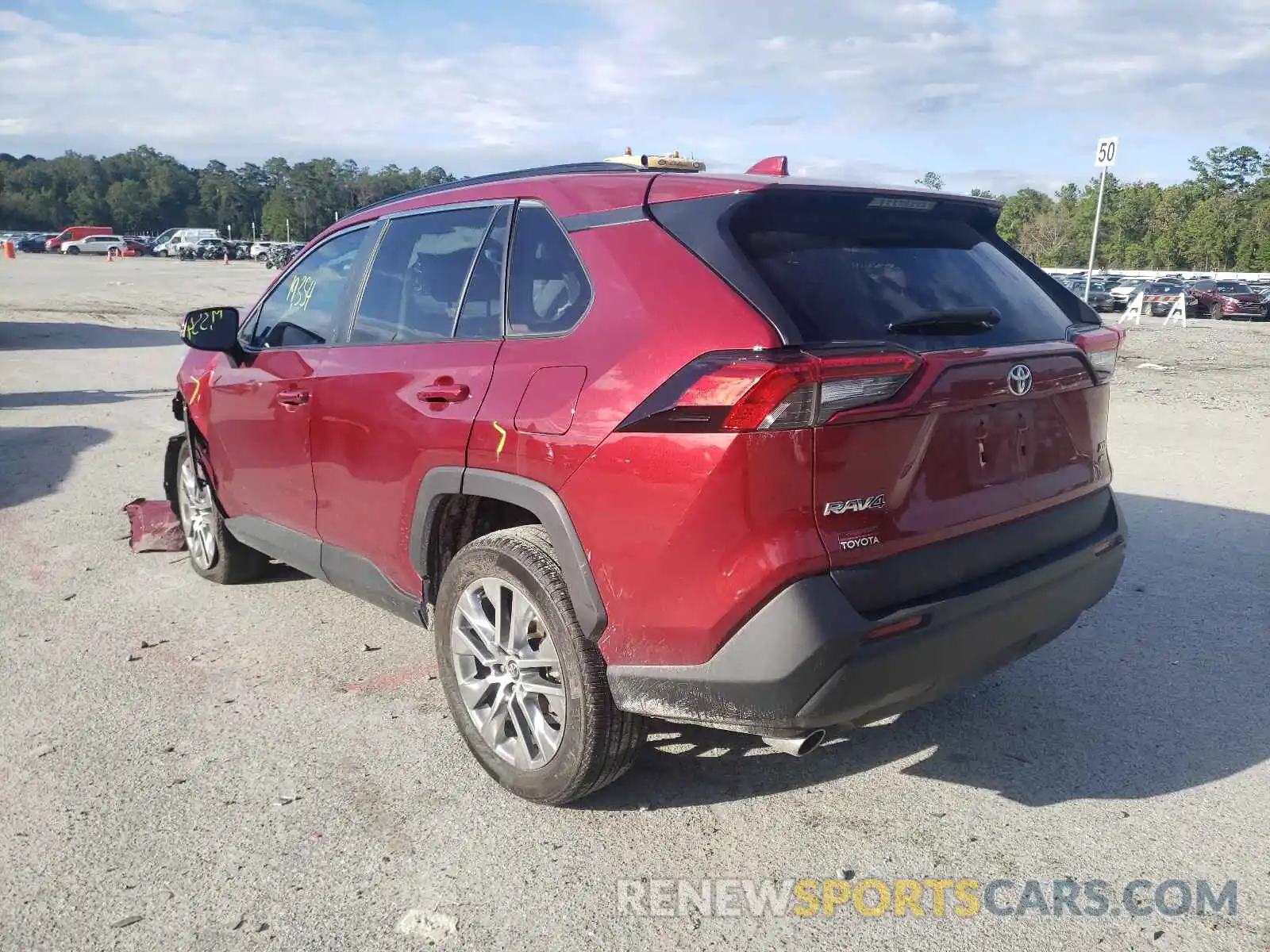 3 Photograph of a damaged car 2T3A1RFV6MW159793 TOYOTA RAV4 2021