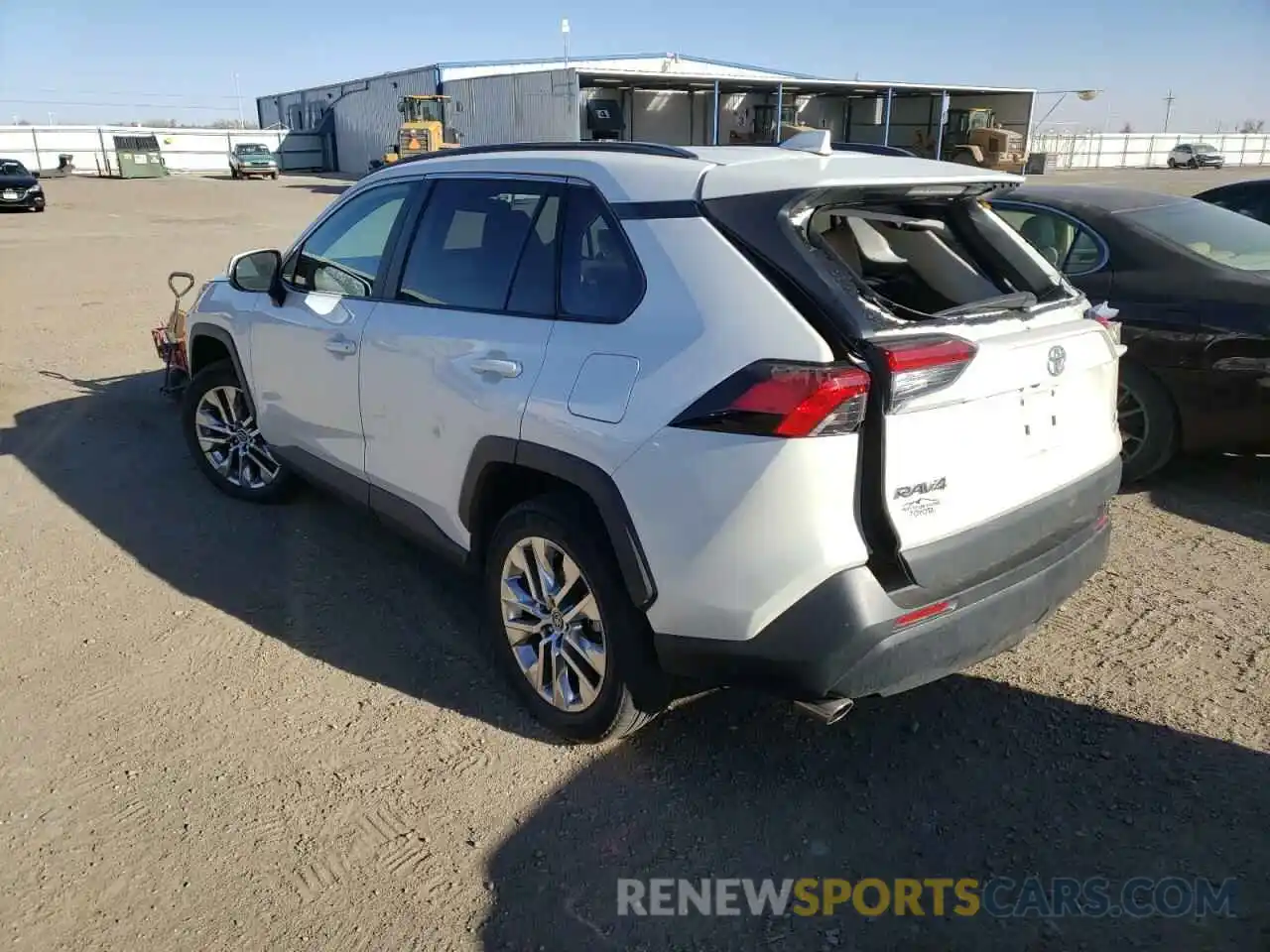 3 Photograph of a damaged car 2T3A1RFV6MW165741 TOYOTA RAV4 2021