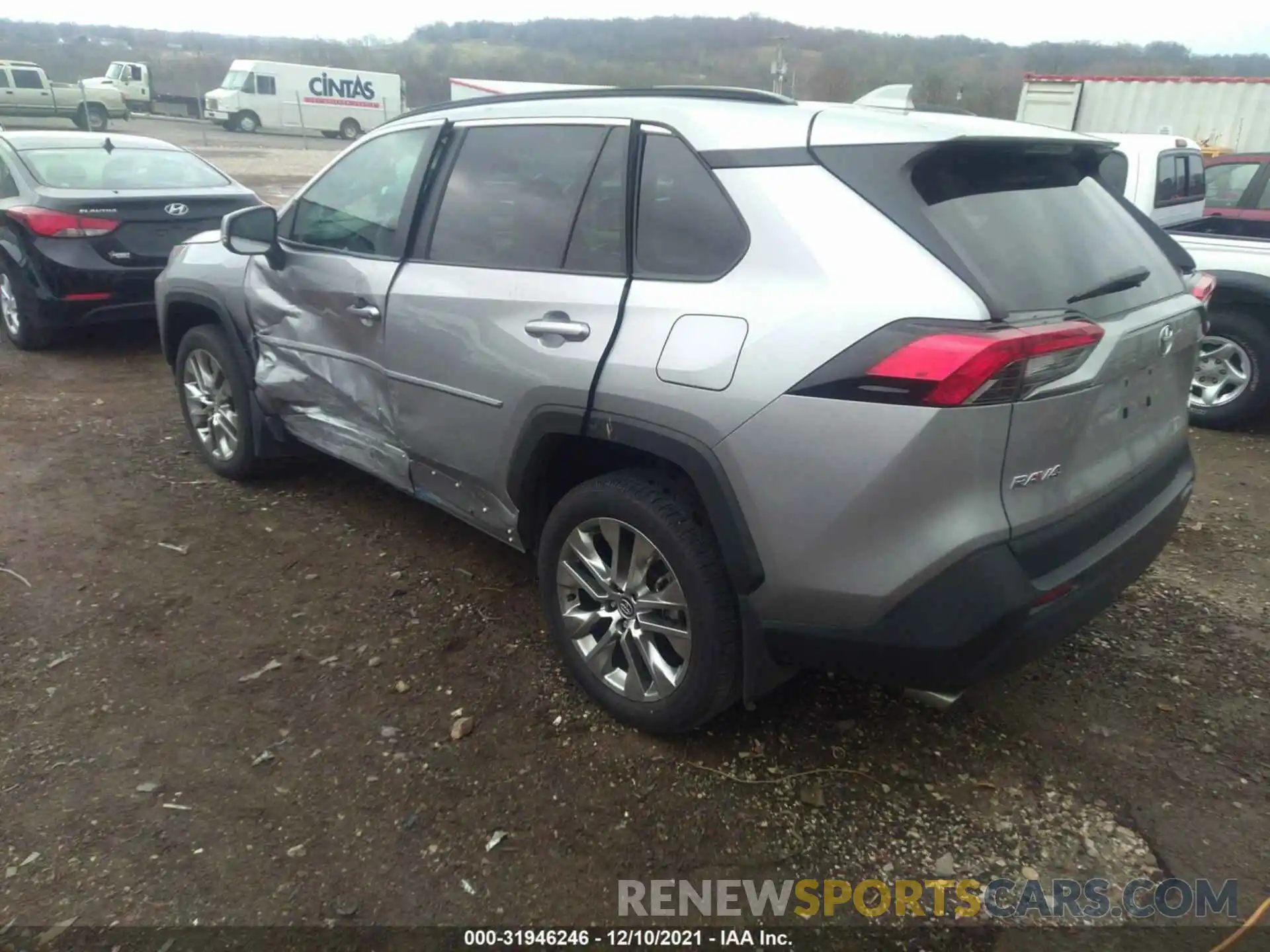 3 Фотография поврежденного автомобиля 2T3A1RFV7MC157732 TOYOTA RAV4 2021