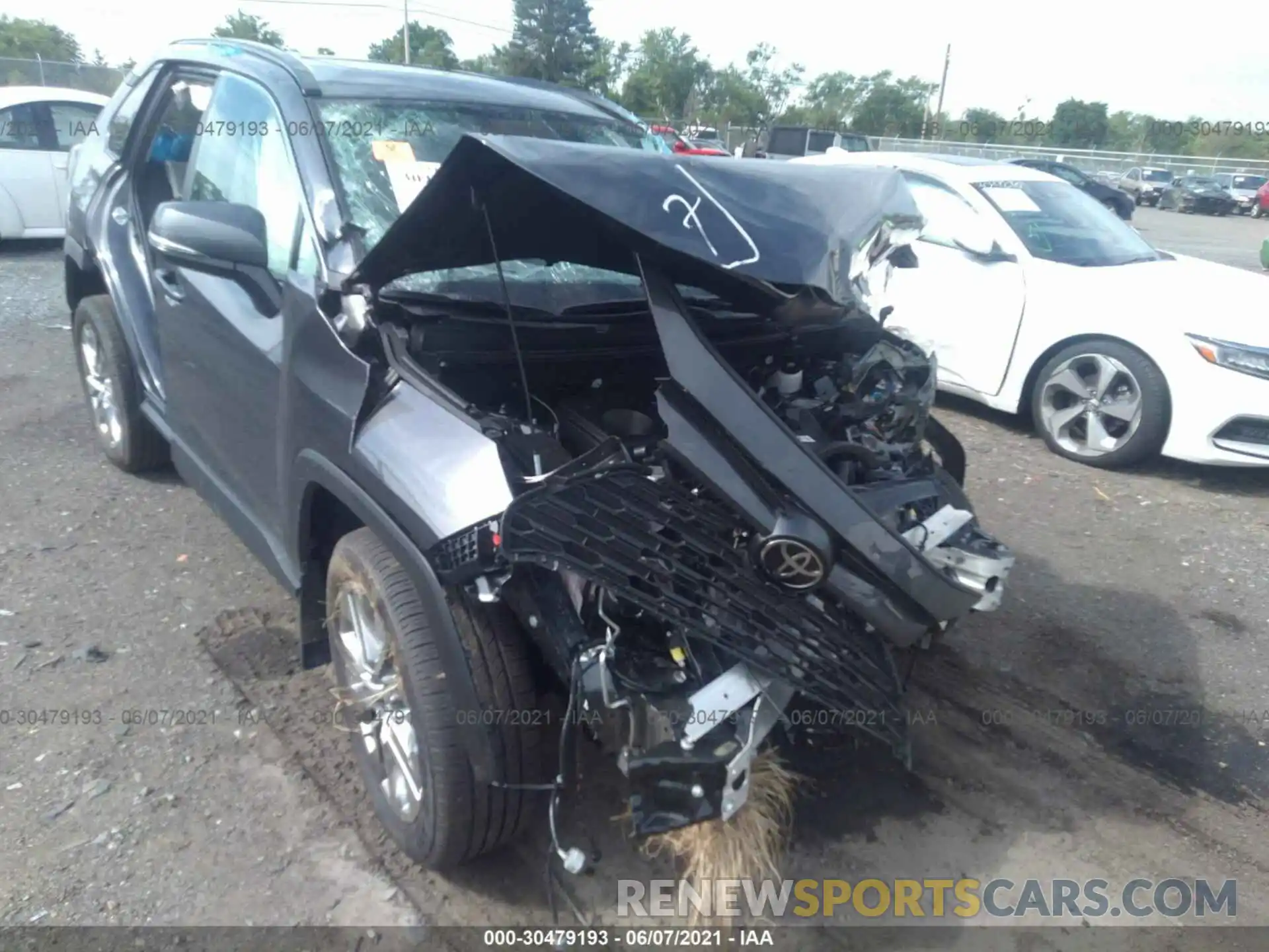 6 Photograph of a damaged car 2T3A1RFV7MC194344 TOYOTA RAV4 2021