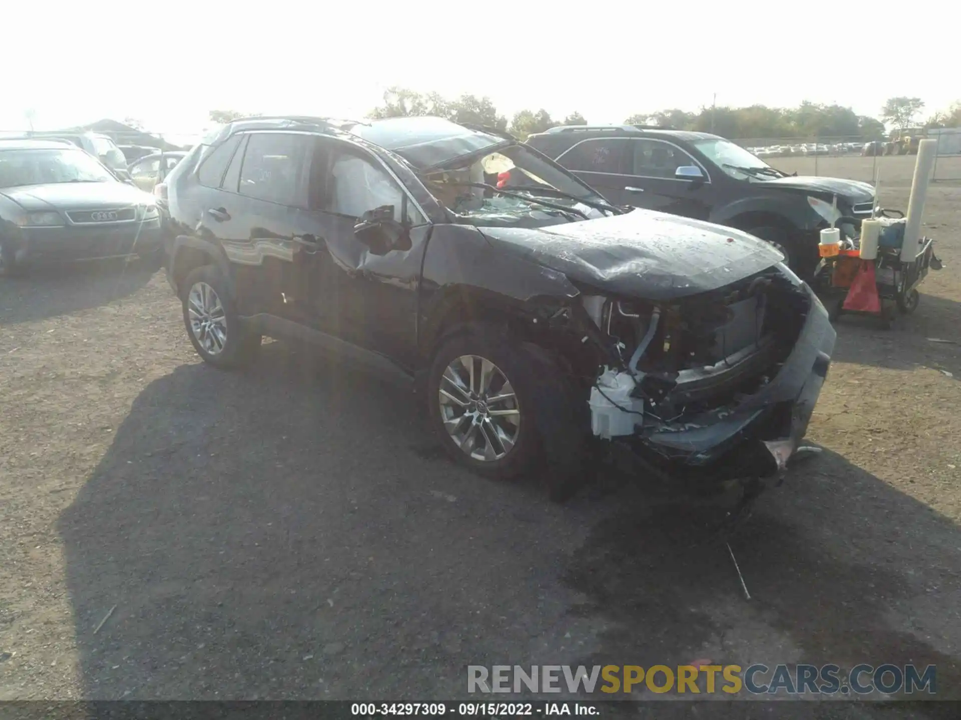 1 Photograph of a damaged car 2T3A1RFV7MC197518 TOYOTA RAV4 2021