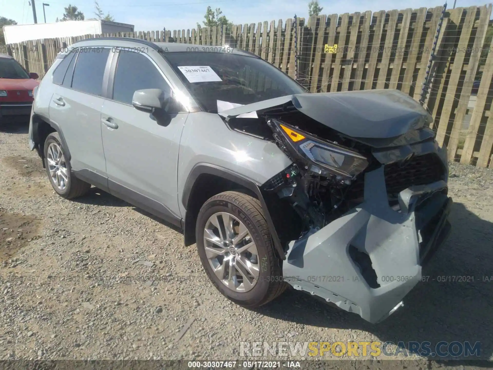 1 Photograph of a damaged car 2T3A1RFV7MW173136 TOYOTA RAV4 2021