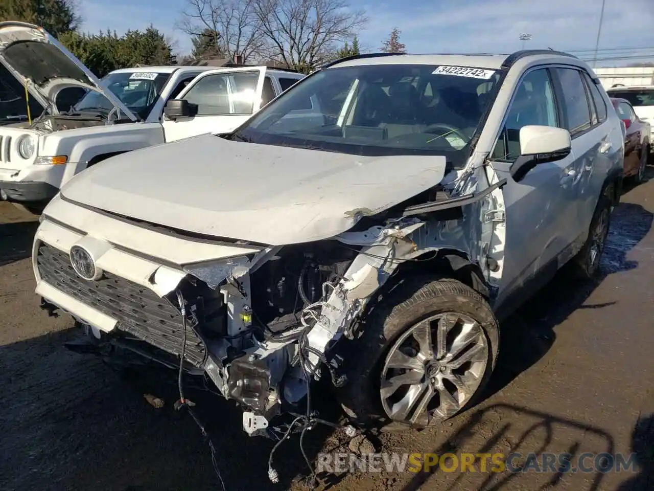 2 Photograph of a damaged car 2T3A1RFV7MW187585 TOYOTA RAV4 2021