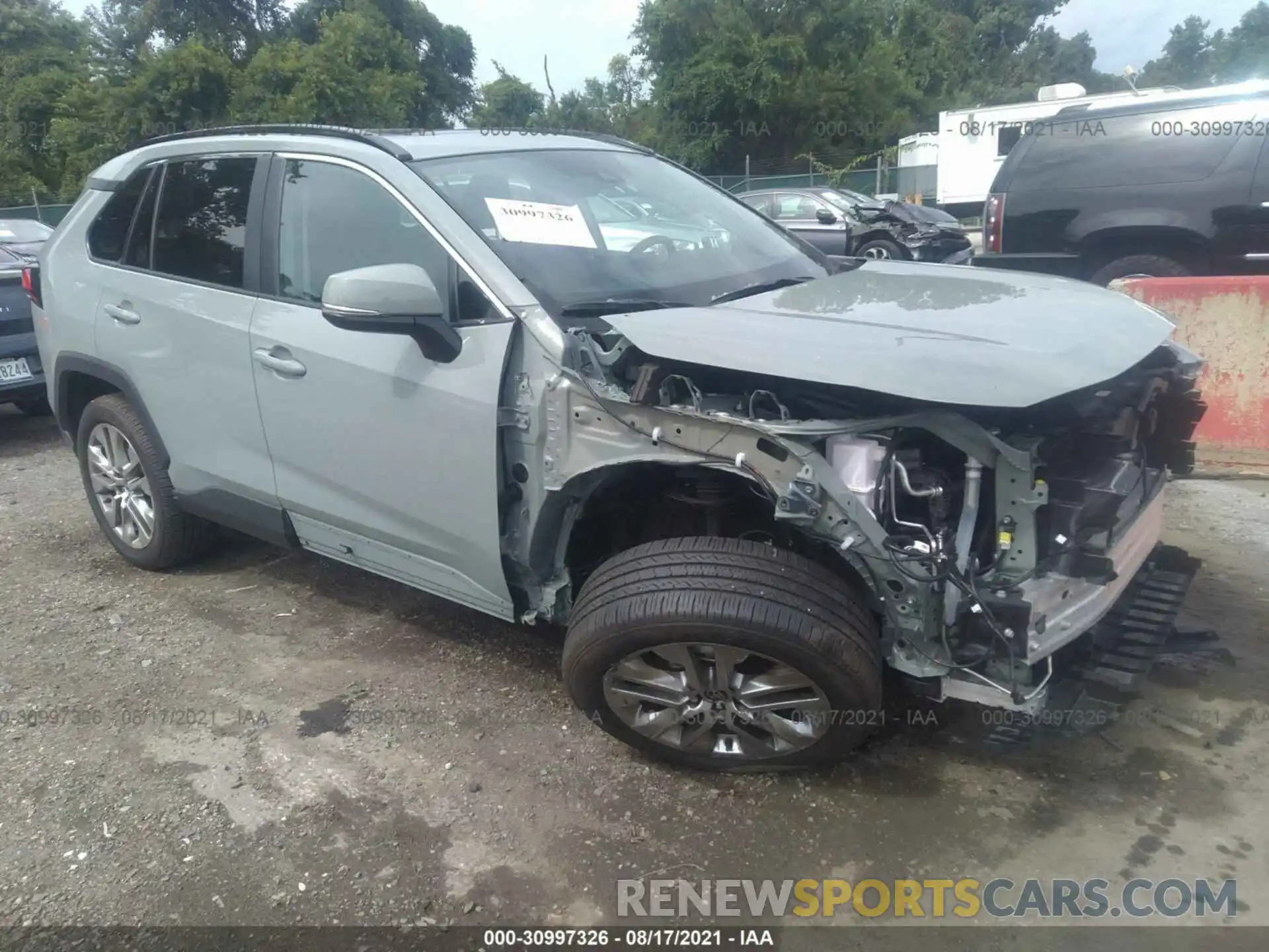 1 Photograph of a damaged car 2T3A1RFV7MW187733 TOYOTA RAV4 2021