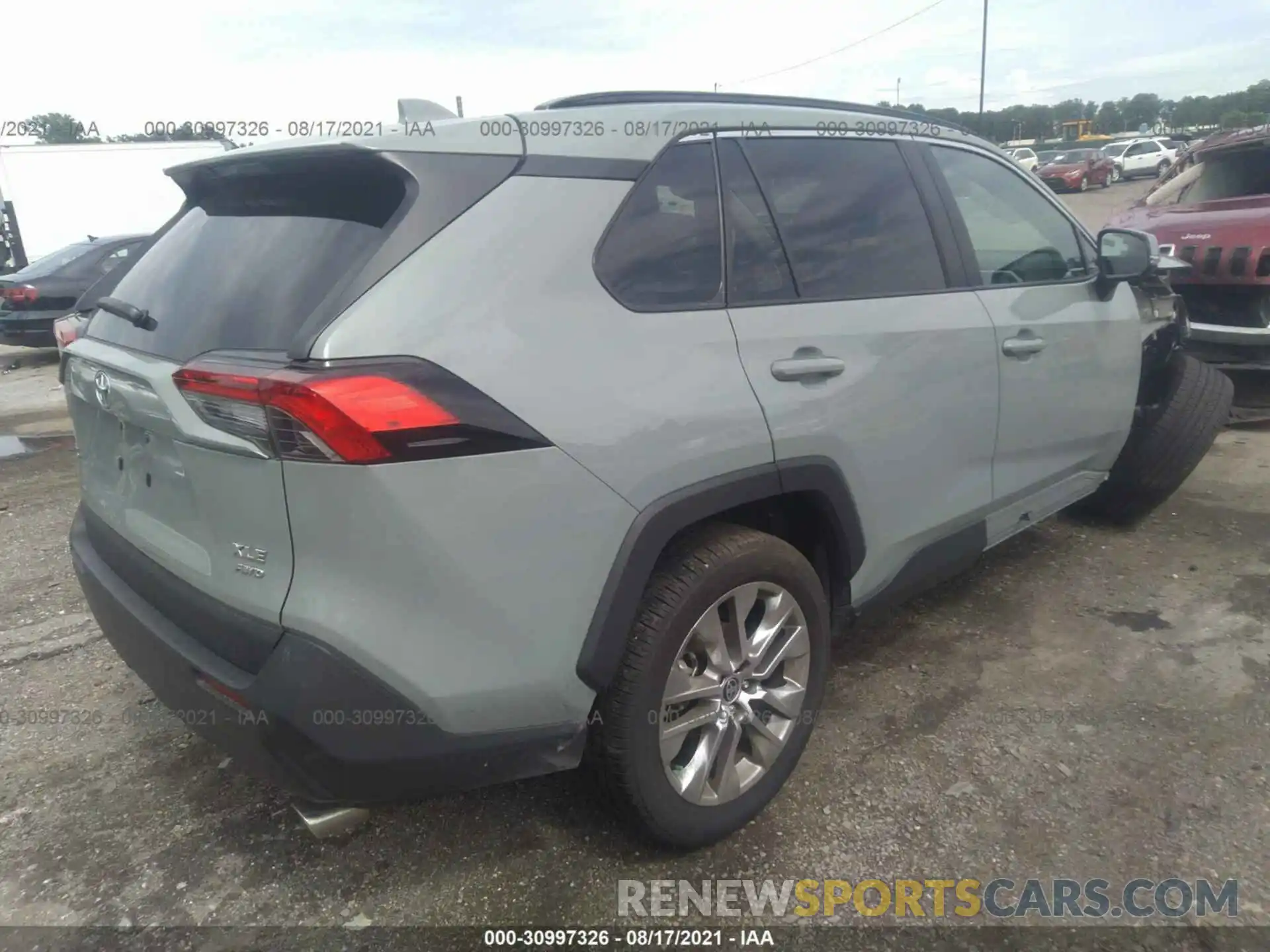 4 Photograph of a damaged car 2T3A1RFV7MW187733 TOYOTA RAV4 2021