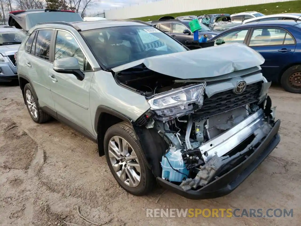 1 Photograph of a damaged car 2T3A1RFV7MW189093 TOYOTA RAV4 2021