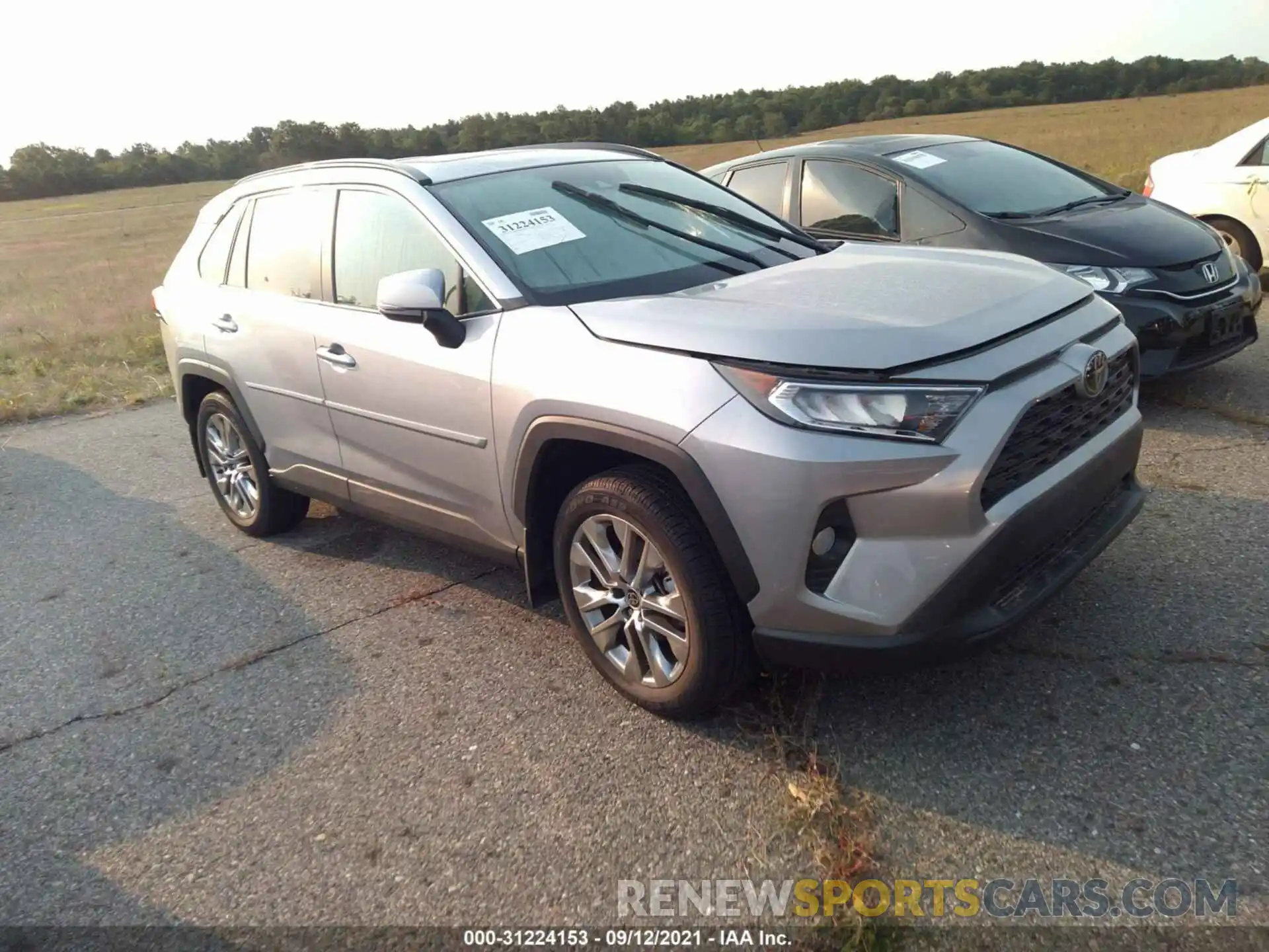 1 Photograph of a damaged car 2T3A1RFV8MC186205 TOYOTA RAV4 2021