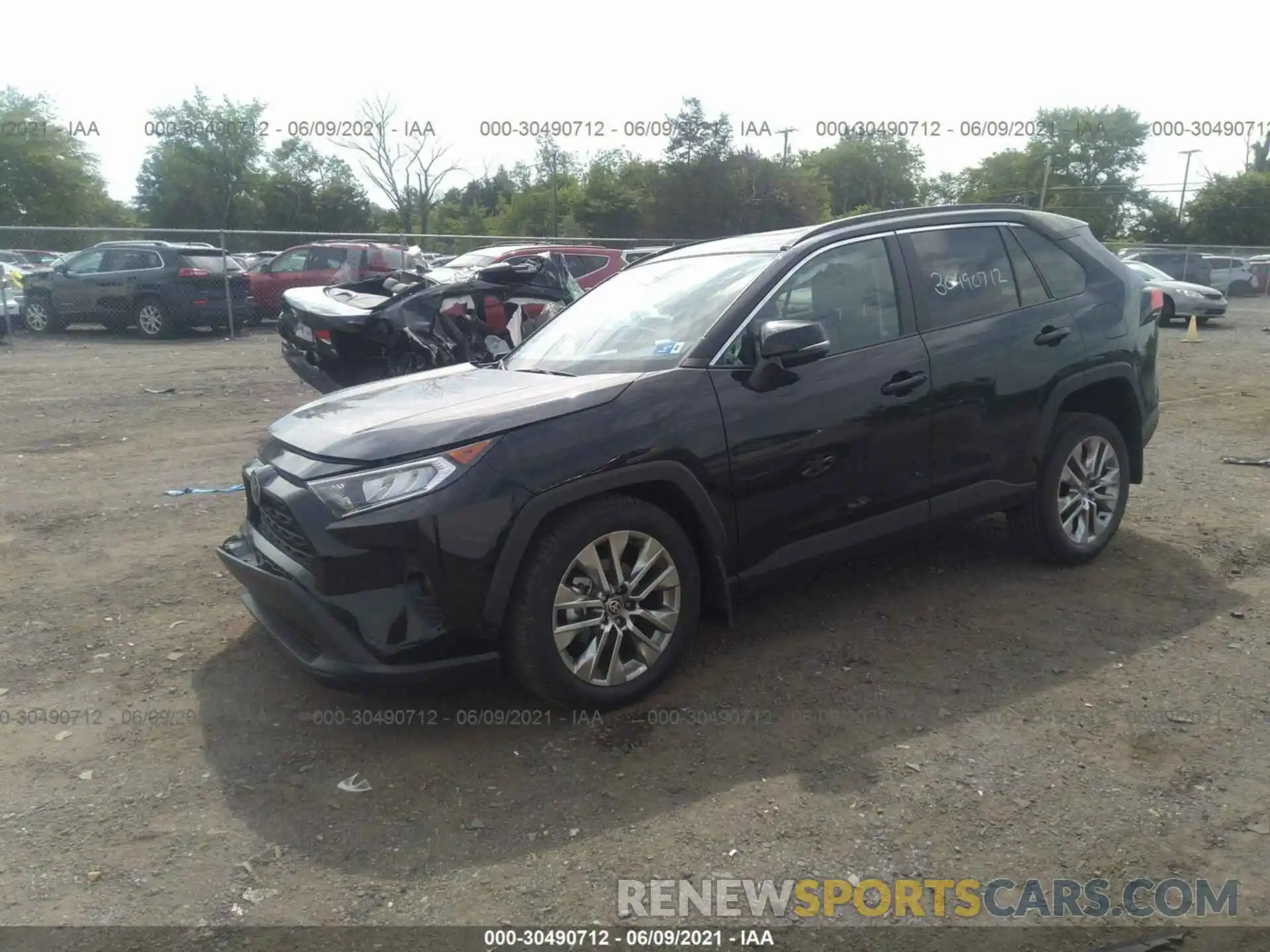 2 Photograph of a damaged car 2T3A1RFV8MC205707 TOYOTA RAV4 2021