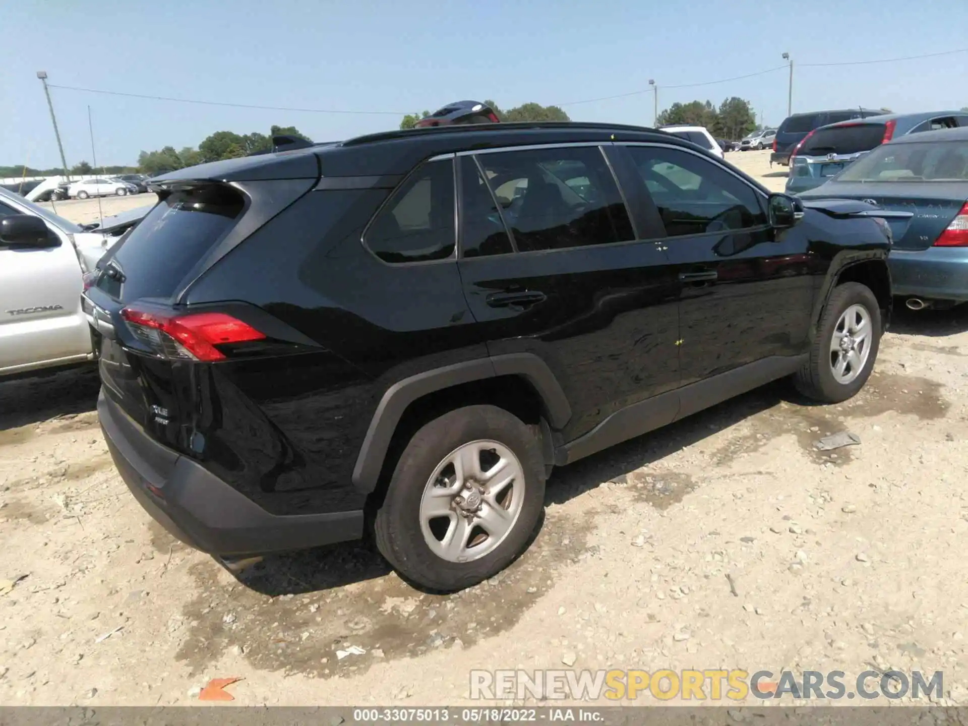 4 Photograph of a damaged car 2T3A1RFV8MC209515 TOYOTA RAV4 2021