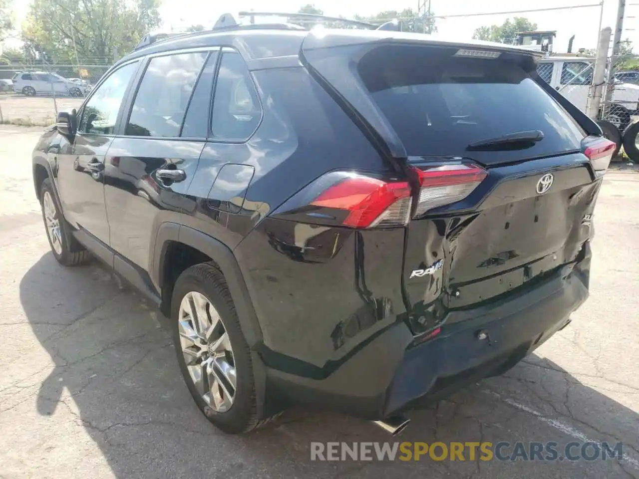 3 Photograph of a damaged car 2T3A1RFV8MC229960 TOYOTA RAV4 2021