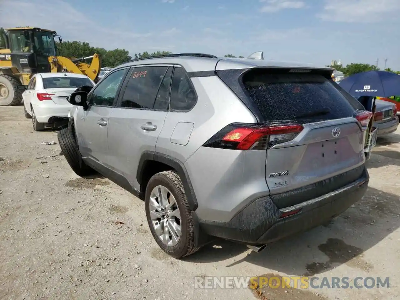 3 Photograph of a damaged car 2T3A1RFV8MC237461 TOYOTA RAV4 2021