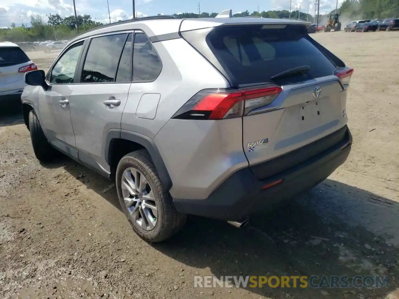 3 Photograph of a damaged car 2T3A1RFV8MC254891 TOYOTA RAV4 2021