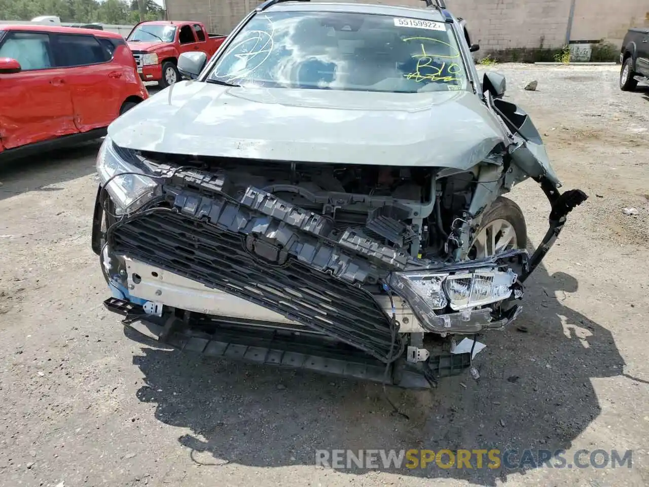 9 Photograph of a damaged car 2T3A1RFV8MW146222 TOYOTA RAV4 2021