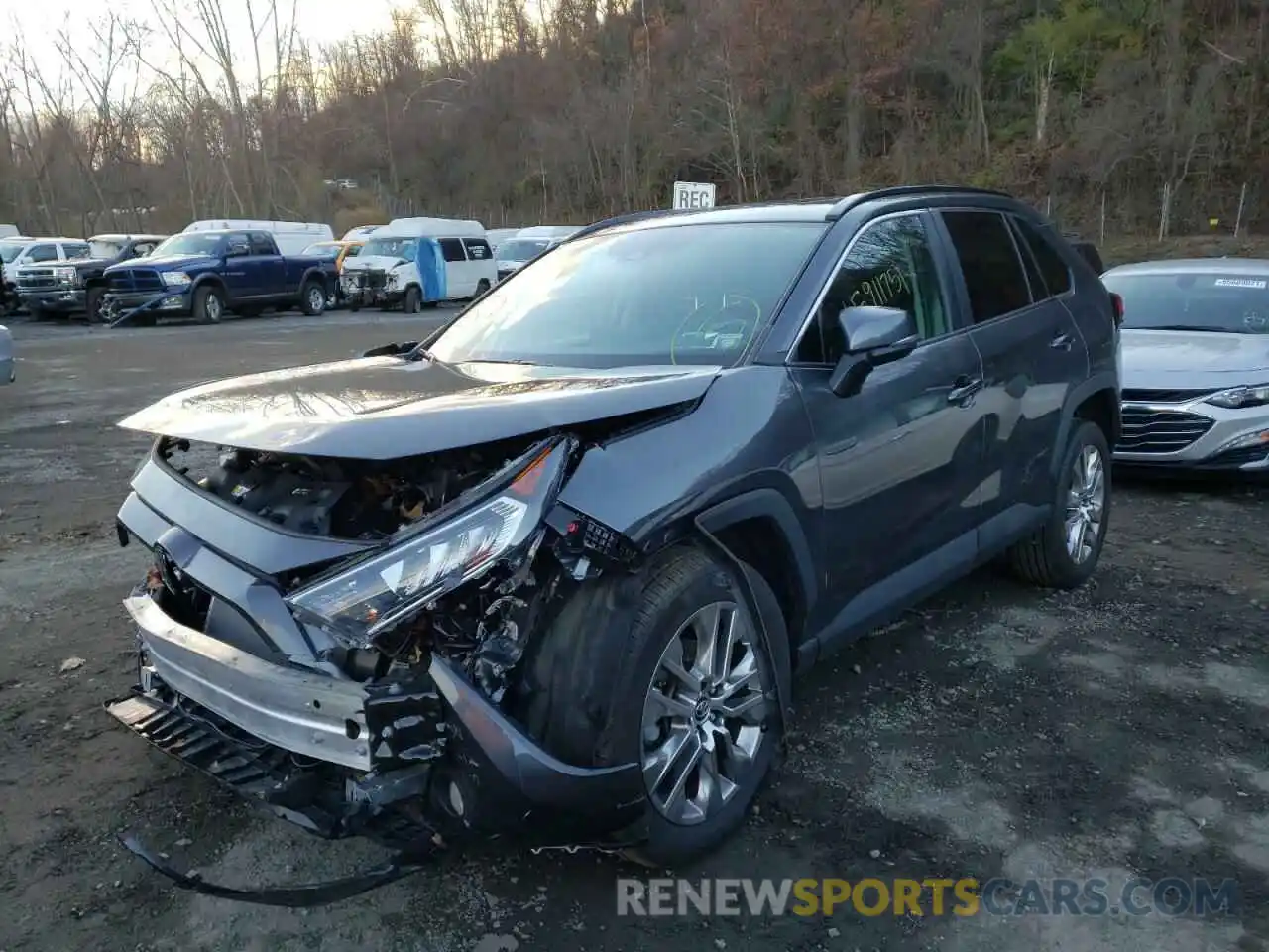 2 Photograph of a damaged car 2T3A1RFV8MW148715 TOYOTA RAV4 2021