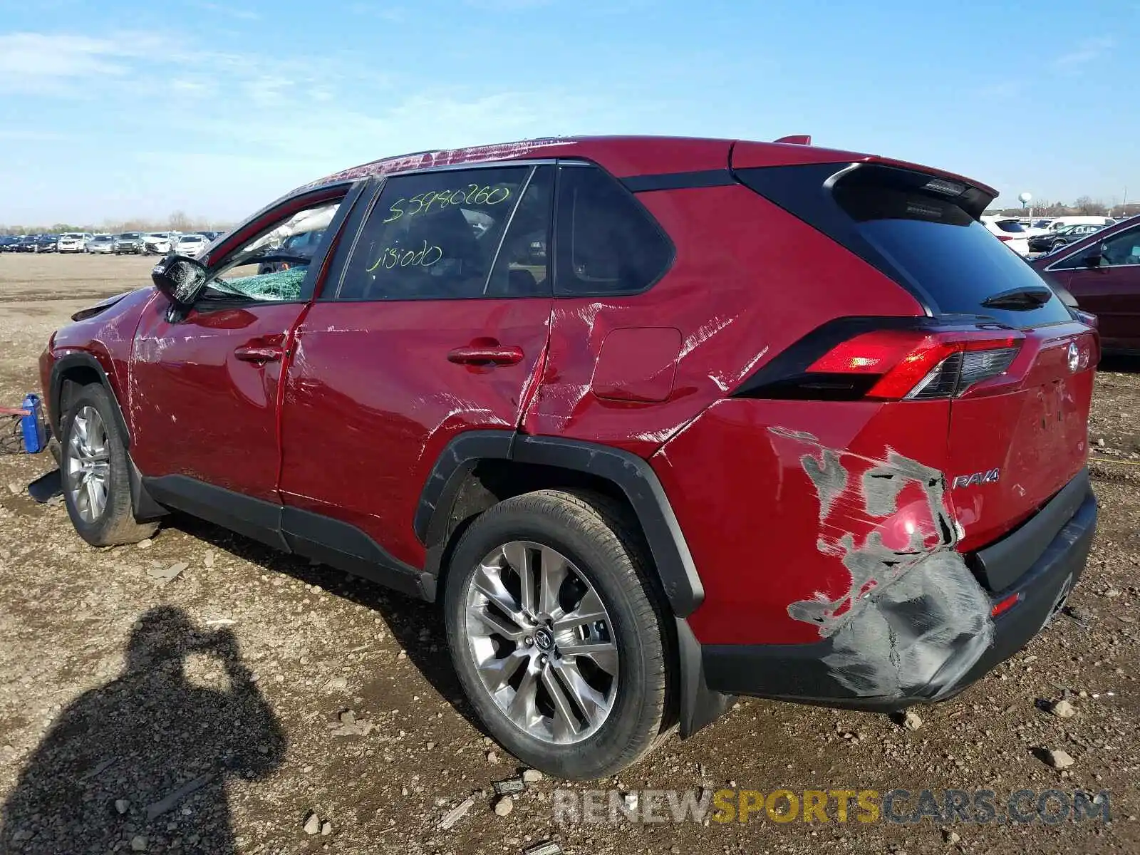 3 Photograph of a damaged car 2T3A1RFV9MC144254 TOYOTA RAV4 2021