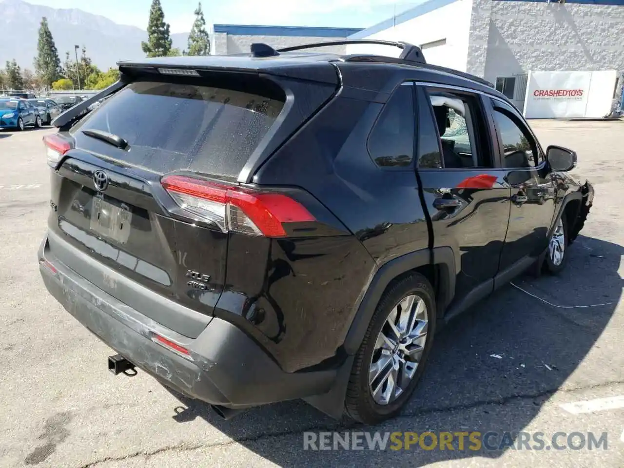 4 Photograph of a damaged car 2T3A1RFV9MC153889 TOYOTA RAV4 2021