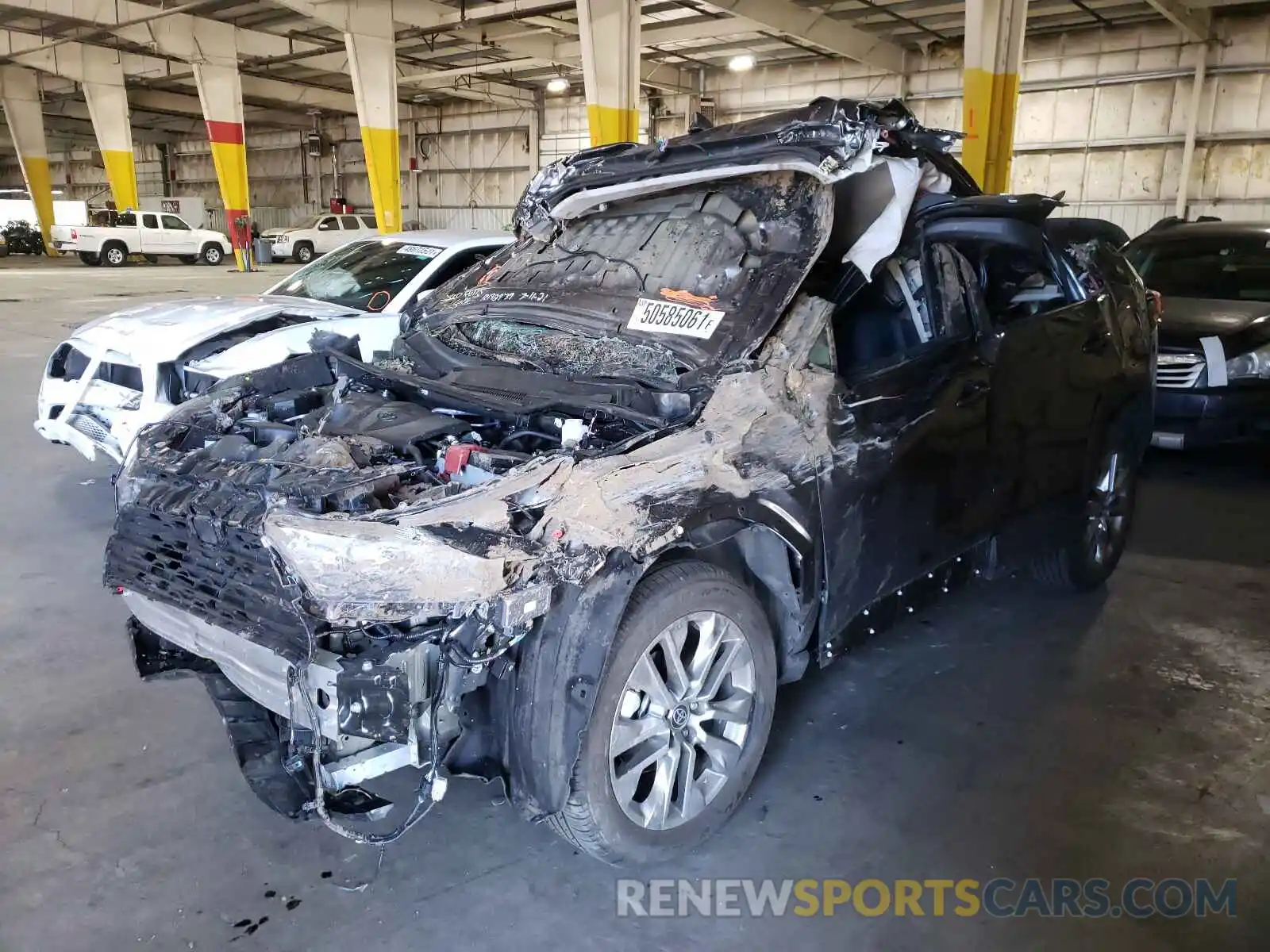 2 Photograph of a damaged car 2T3A1RFV9MC171180 TOYOTA RAV4 2021