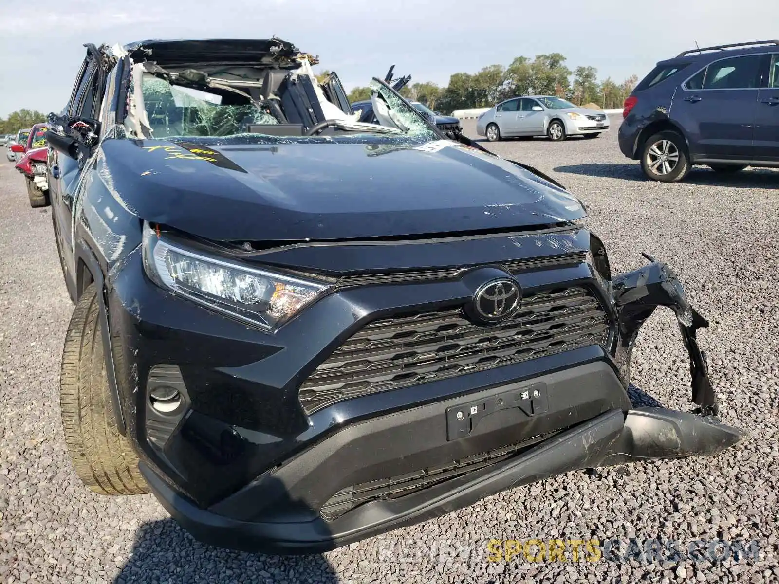 1 Photograph of a damaged car 2T3A1RFV9MC188822 TOYOTA RAV4 2021