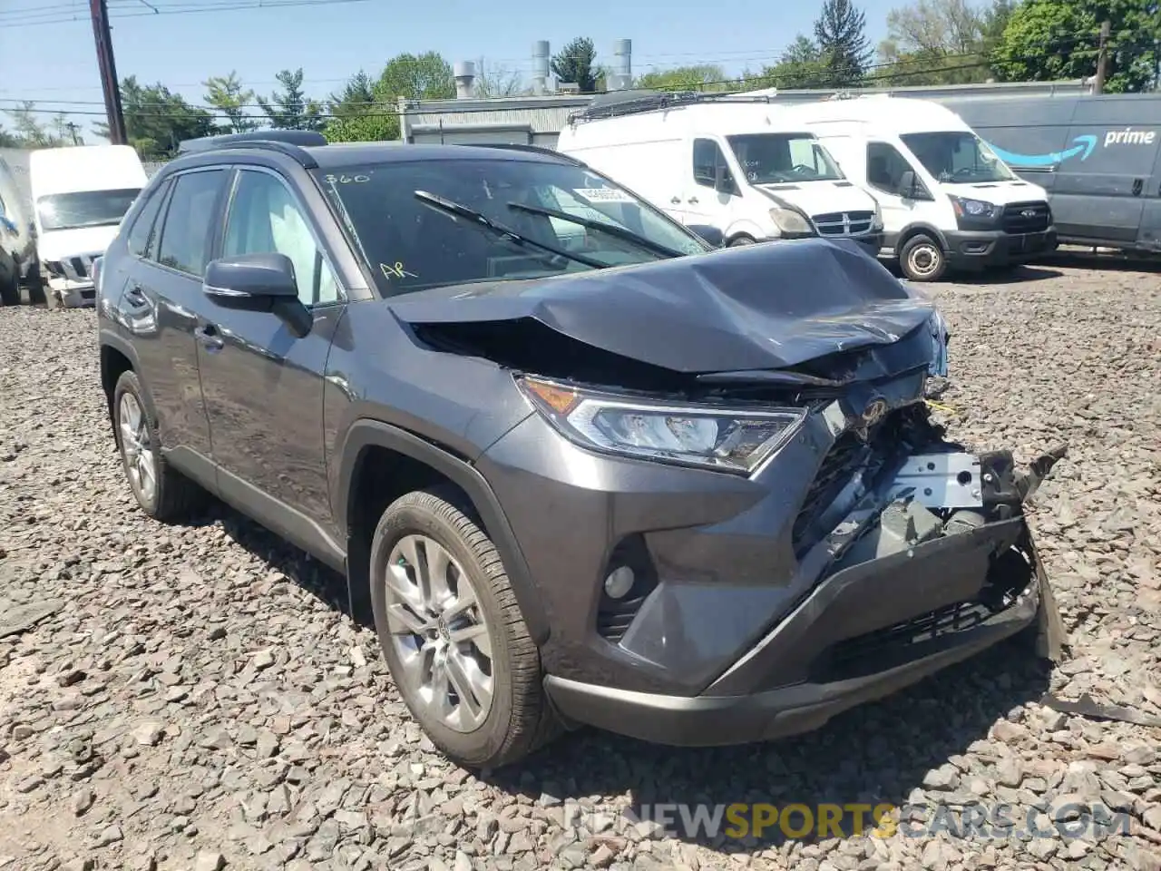 1 Photograph of a damaged car 2T3A1RFV9MC213993 TOYOTA RAV4 2021