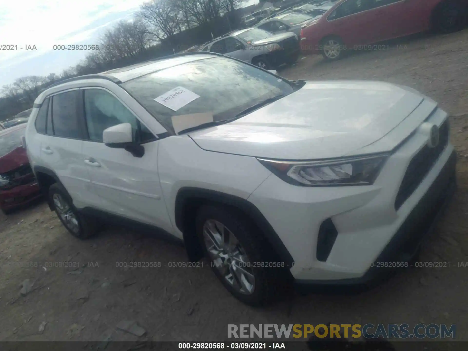 1 Photograph of a damaged car 2T3A1RFV9MW140459 TOYOTA RAV4 2021