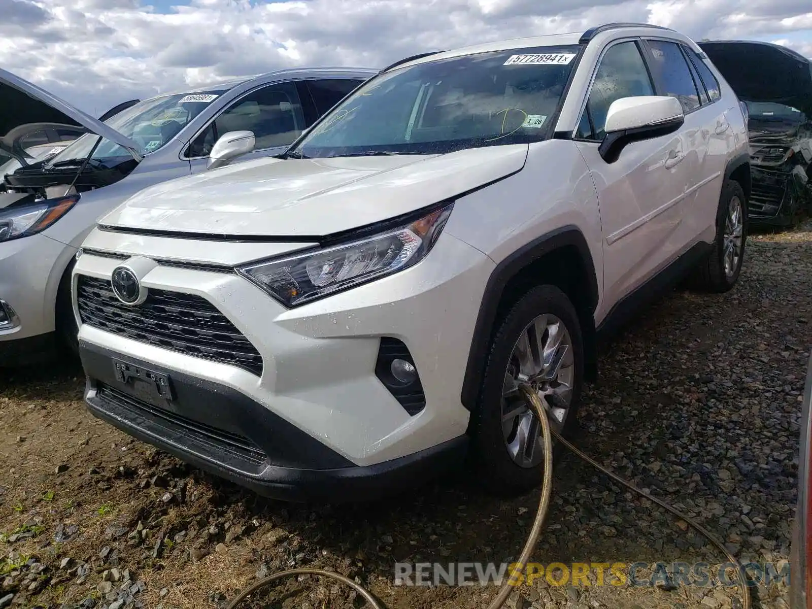 2 Photograph of a damaged car 2T3A1RFV9MW170674 TOYOTA RAV4 2021