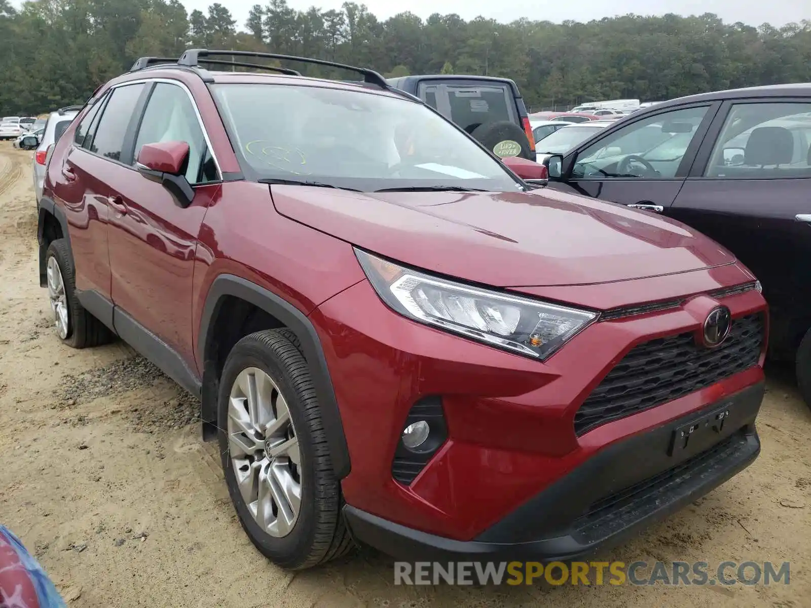 1 Photograph of a damaged car 2T3A1RFV9MW187314 TOYOTA RAV4 2021