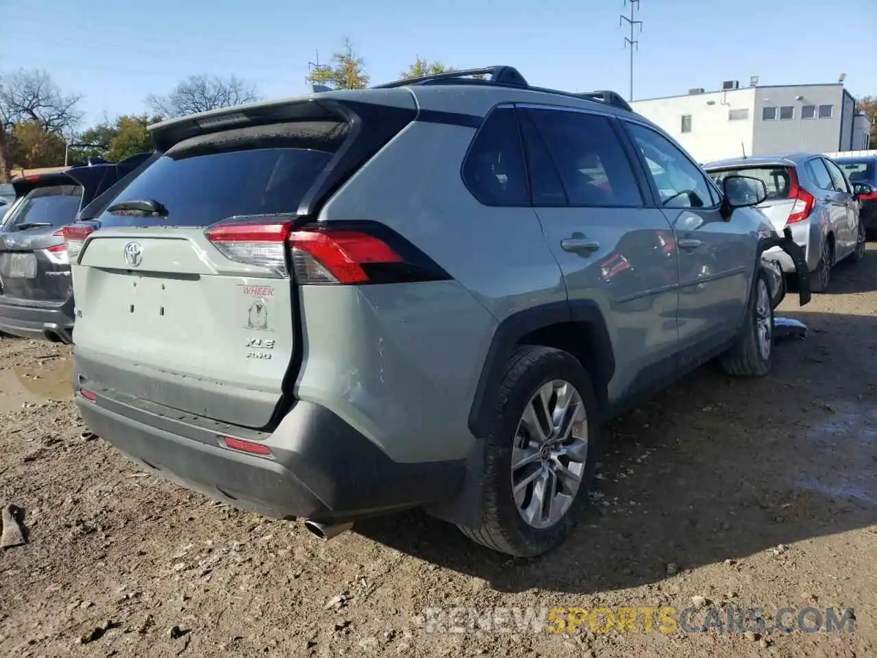 4 Photograph of a damaged car 2T3A1RFV9MW214219 TOYOTA RAV4 2021