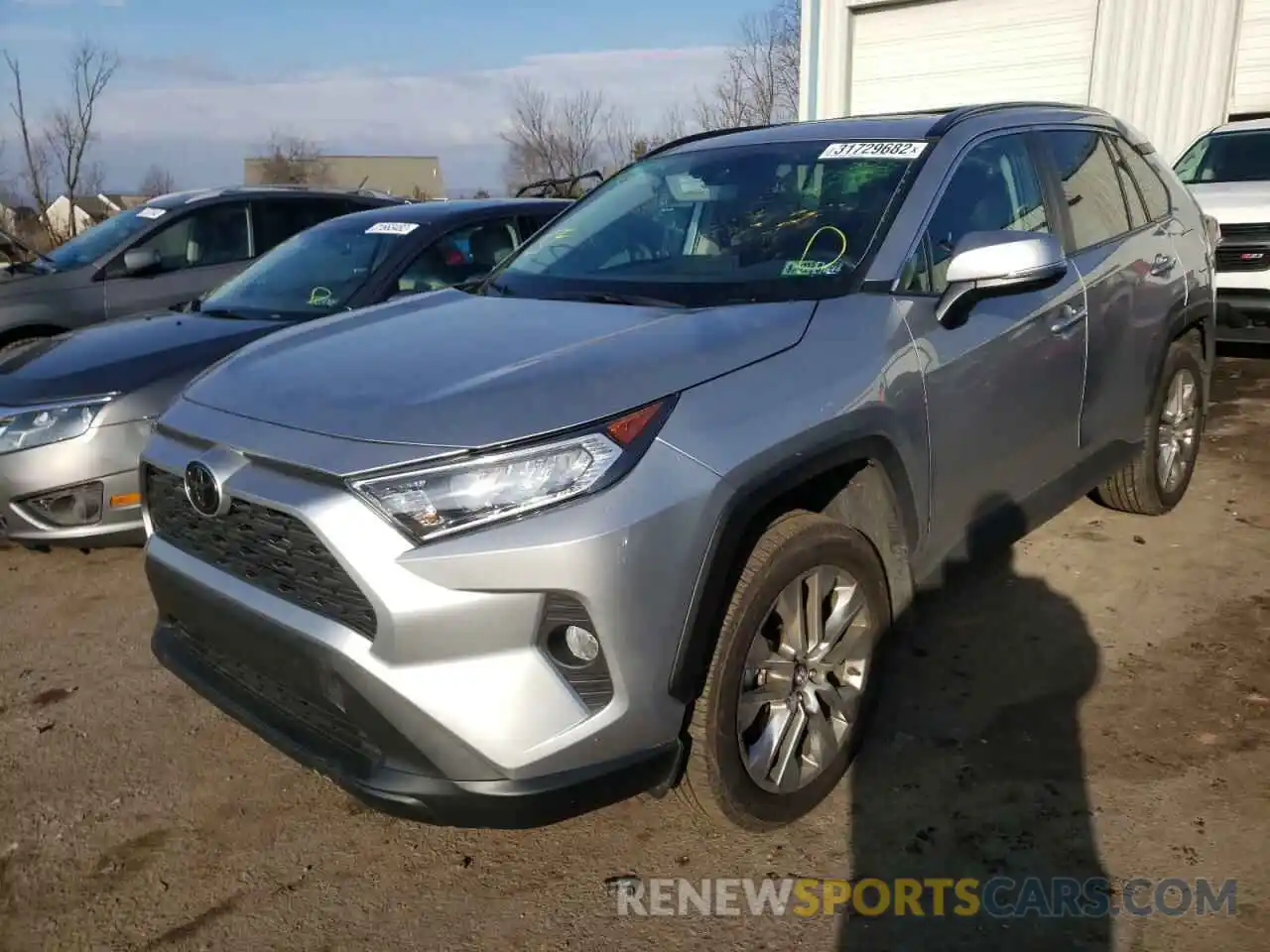 2 Photograph of a damaged car 2T3A1RFVXMC141444 TOYOTA RAV4 2021