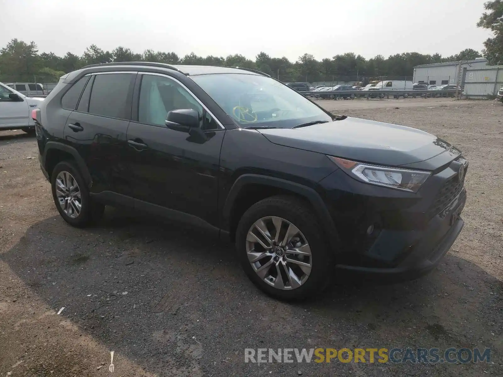 1 Photograph of a damaged car 2T3A1RFVXMC194144 TOYOTA RAV4 2021