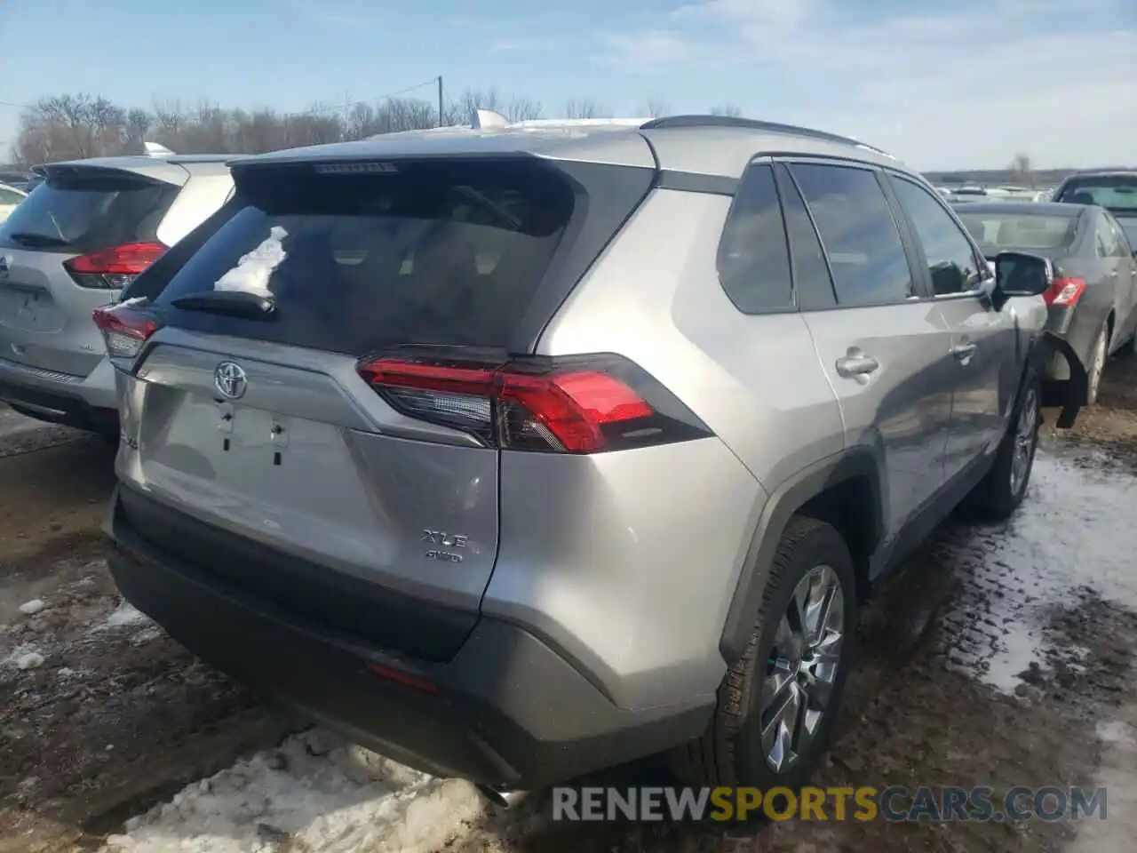 4 Photograph of a damaged car 2T3A1RFVXMC238756 TOYOTA RAV4 2021