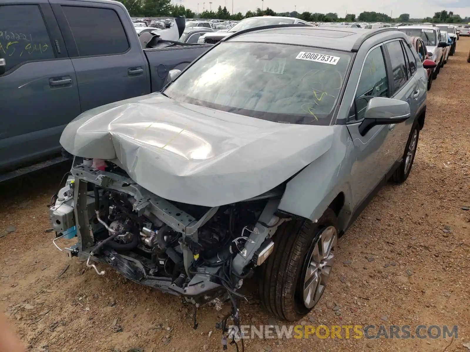 2 Photograph of a damaged car 2T3A1RFVXMW195762 TOYOTA RAV4 2021