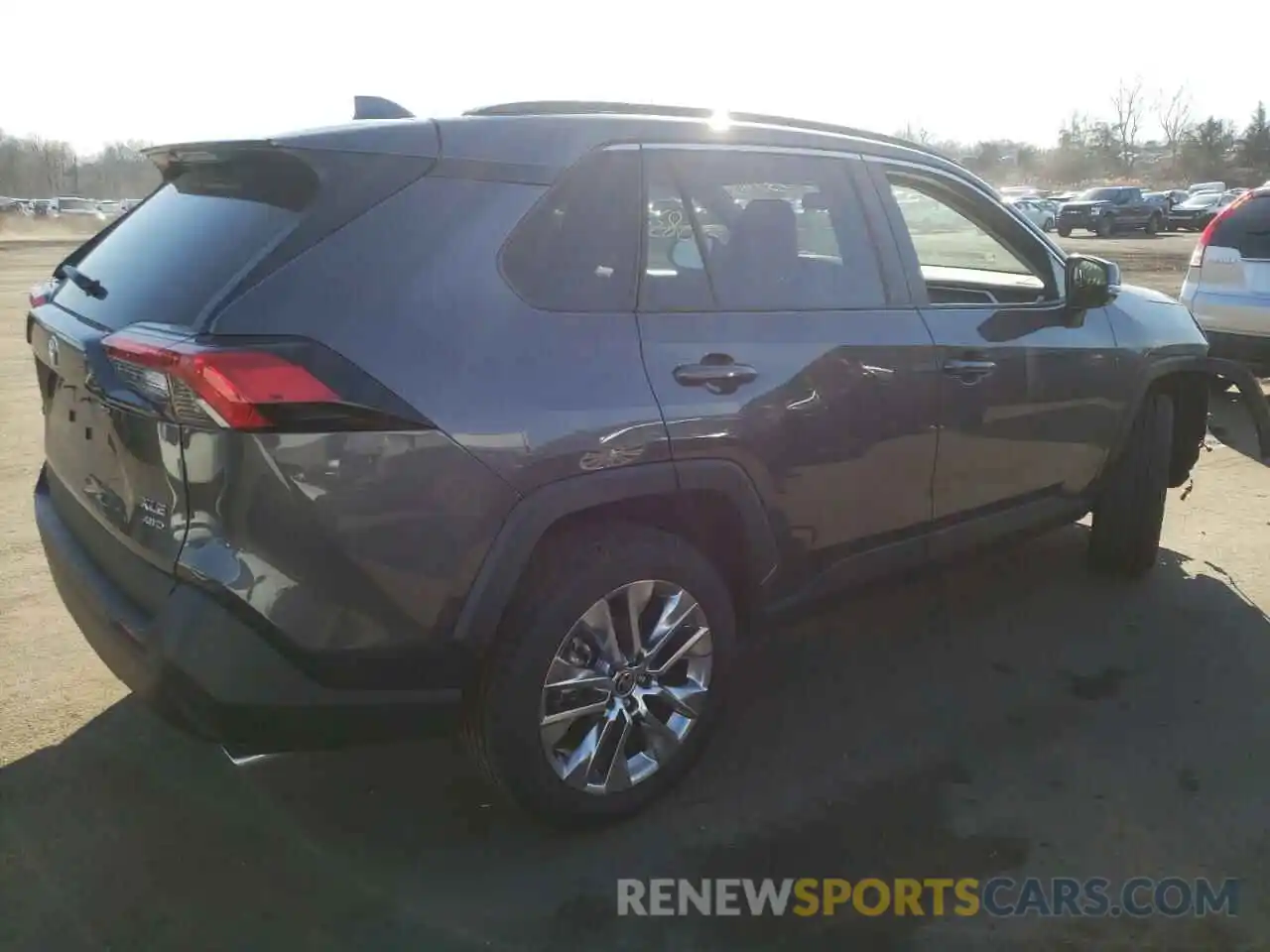 4 Photograph of a damaged car 2T3A1RFVXMW246080 TOYOTA RAV4 2021