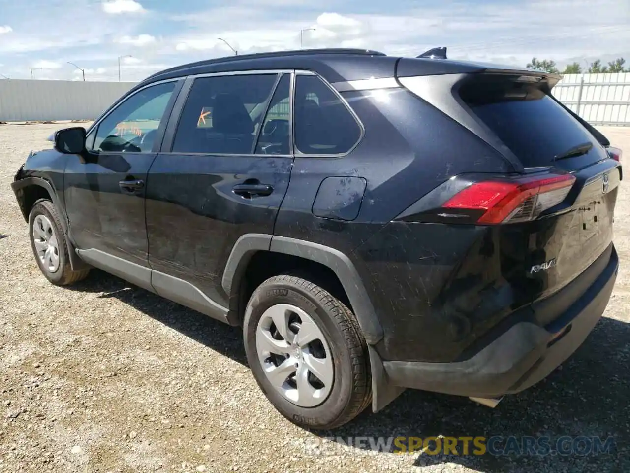 3 Photograph of a damaged car 2T3B1RFV5MW241535 TOYOTA RAV4 2021