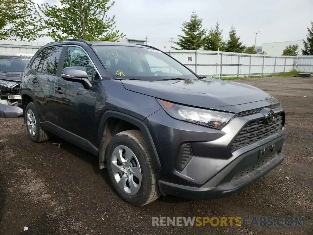 1 Photograph of a damaged car 2T3B1RFV9MC143187 TOYOTA RAV4 2021