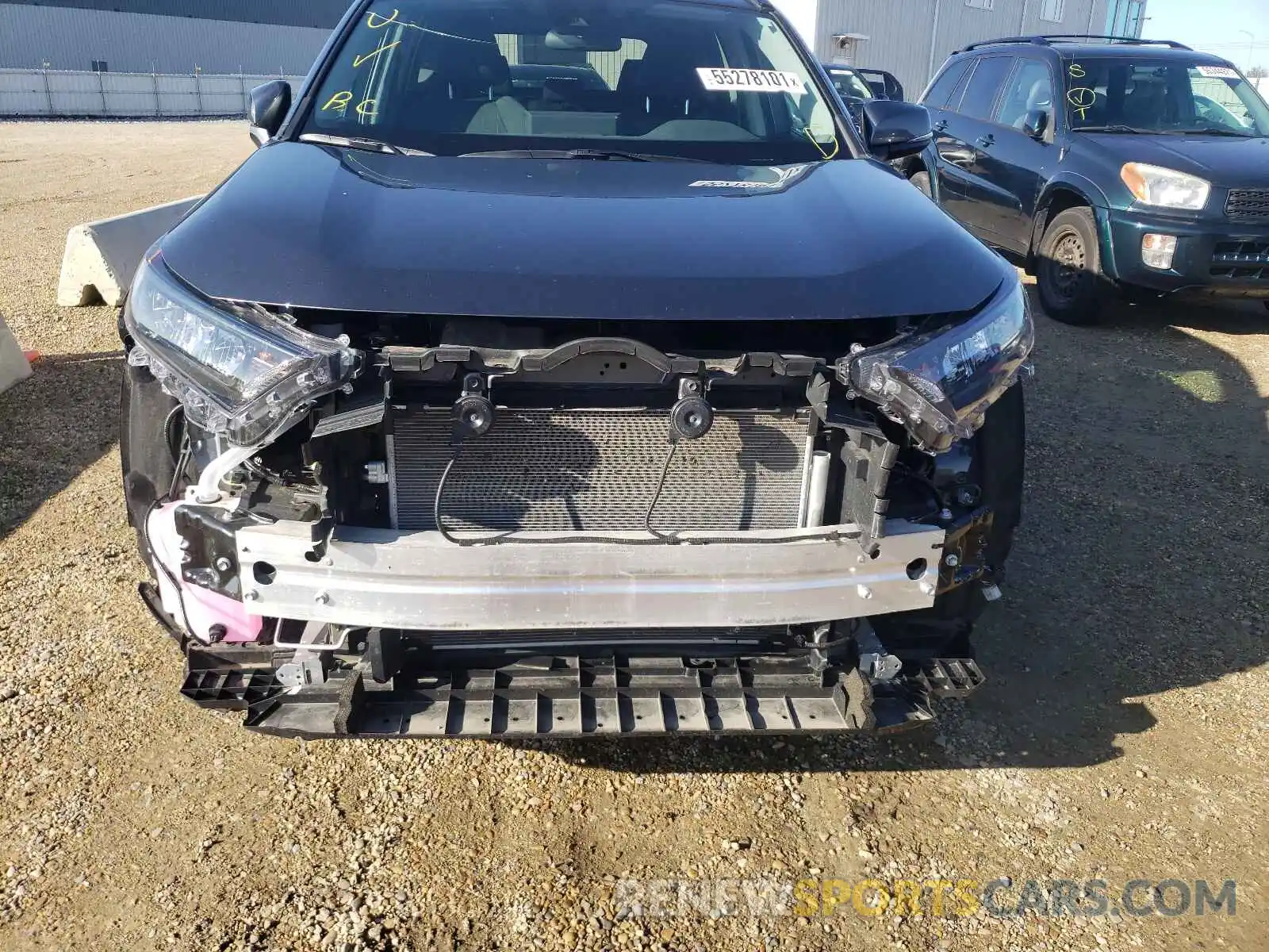 9 Photograph of a damaged car 2T3B1RFVXMC181575 TOYOTA RAV4 2021