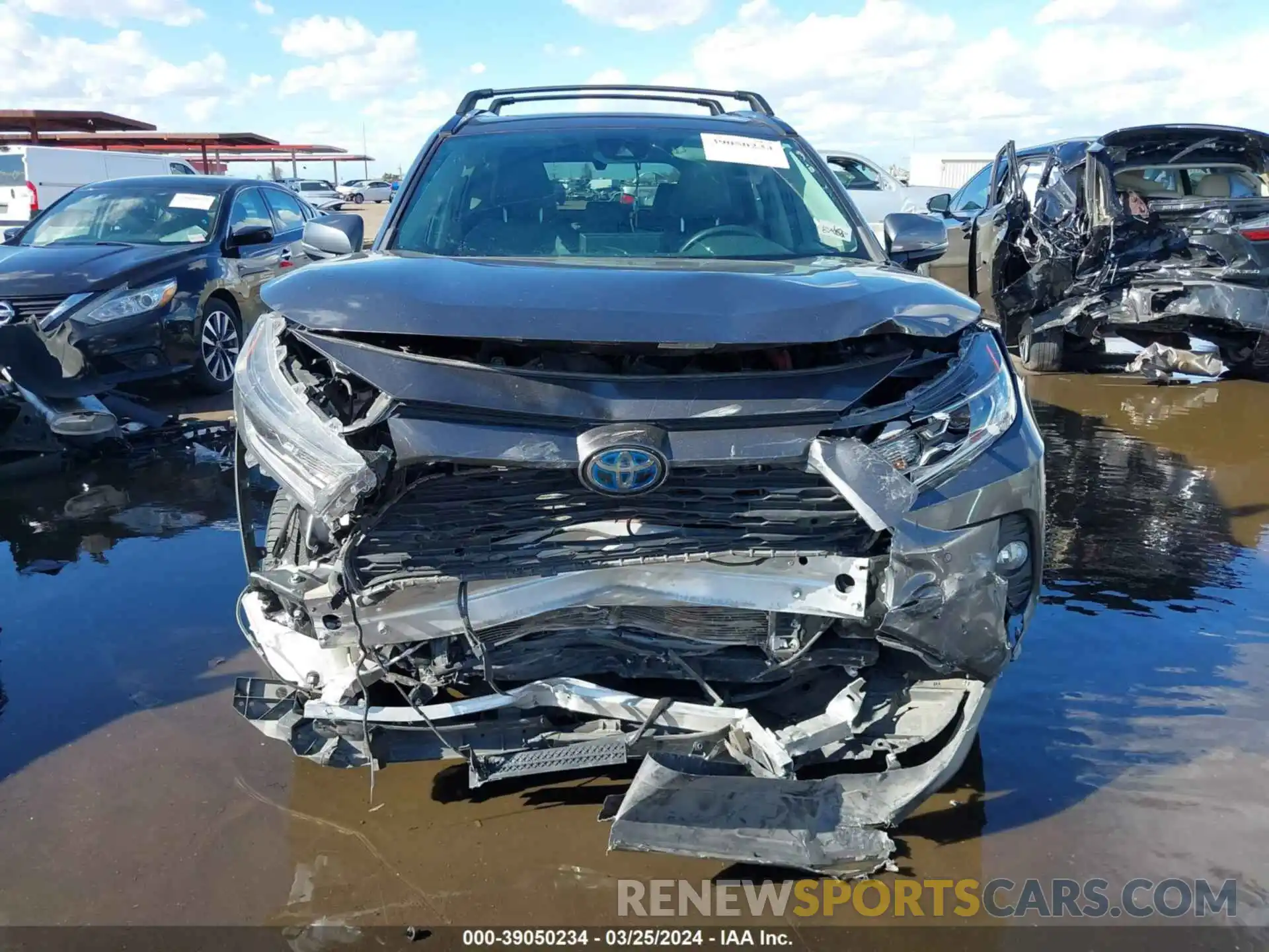 6 Photograph of a damaged car 2T3B6RFV0MW018269 TOYOTA RAV4 2021